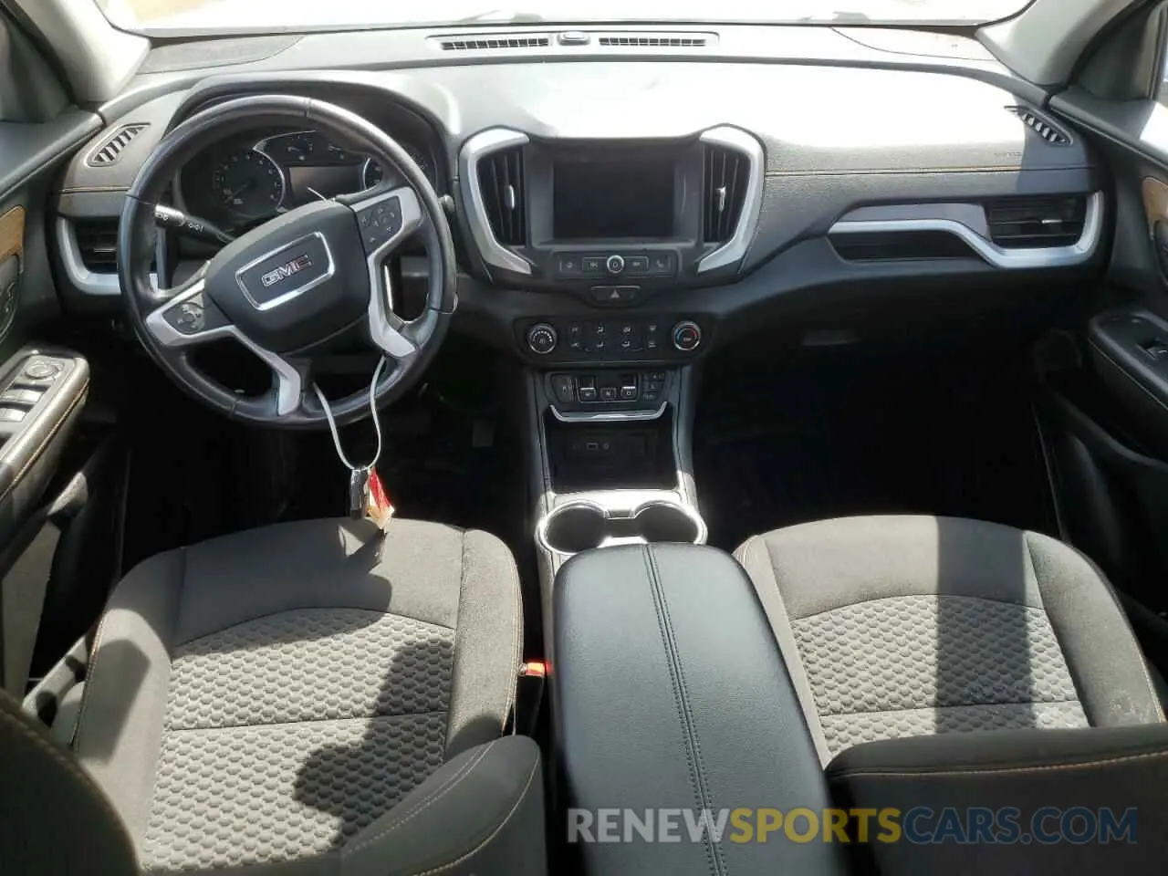 8 Photograph of a damaged car 3GKALMEV1KL250509 GMC TERRAIN 2019