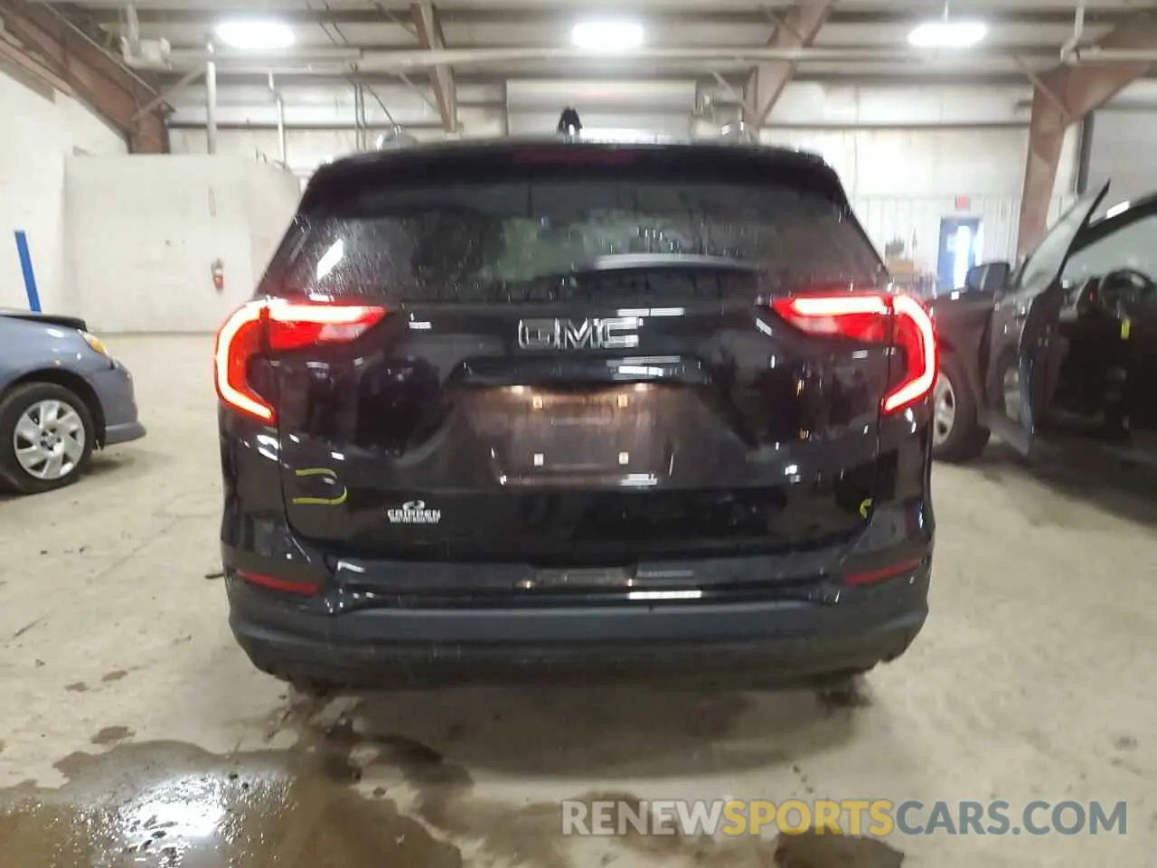 6 Photograph of a damaged car 3GKALMEV1KL281937 GMC TERRAIN 2019
