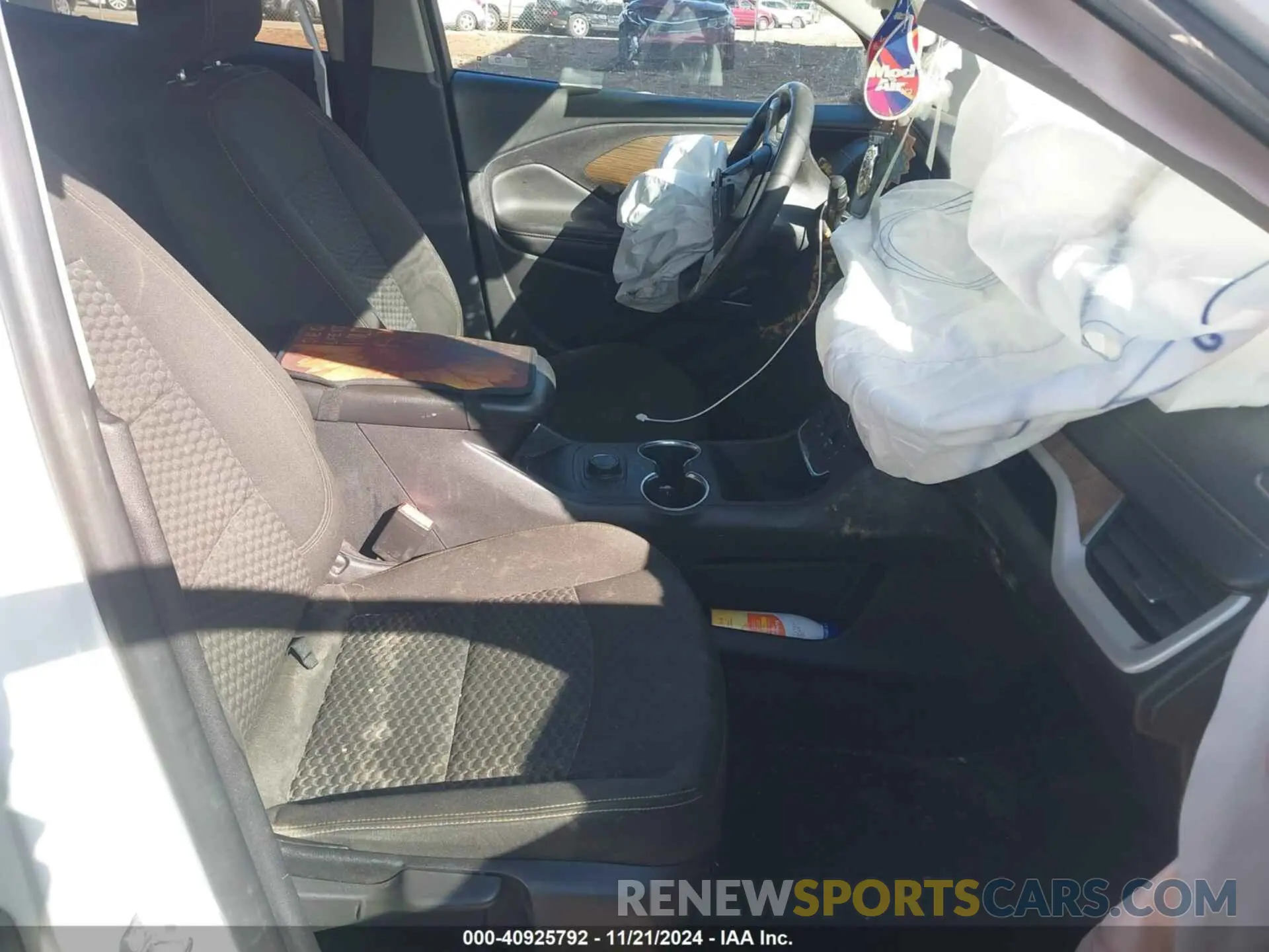5 Photograph of a damaged car 3GKALMEV2KL174542 GMC TERRAIN 2019