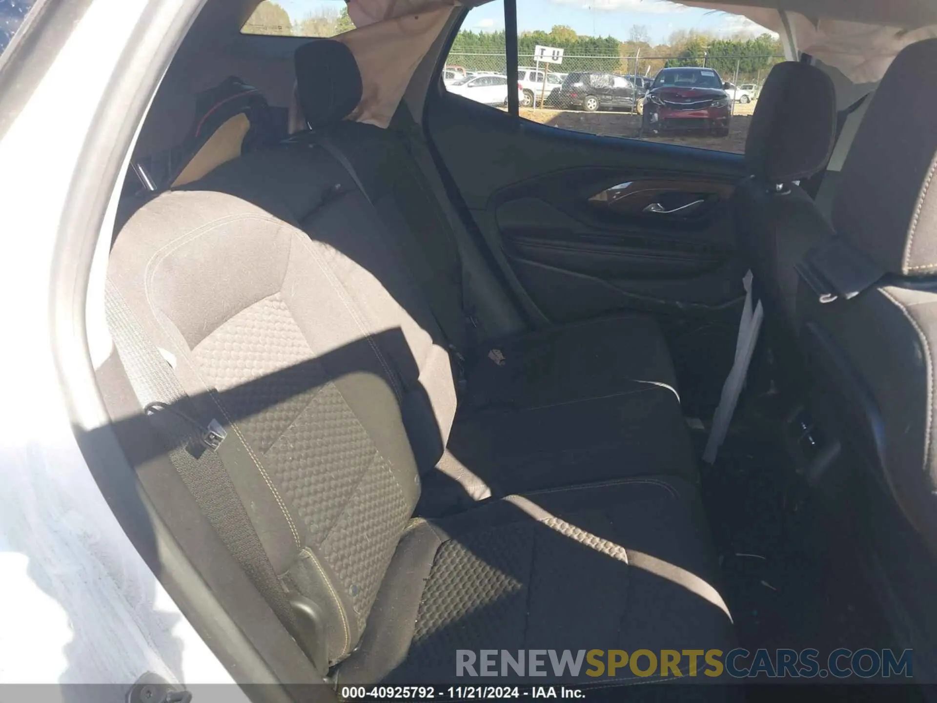 8 Photograph of a damaged car 3GKALMEV2KL174542 GMC TERRAIN 2019