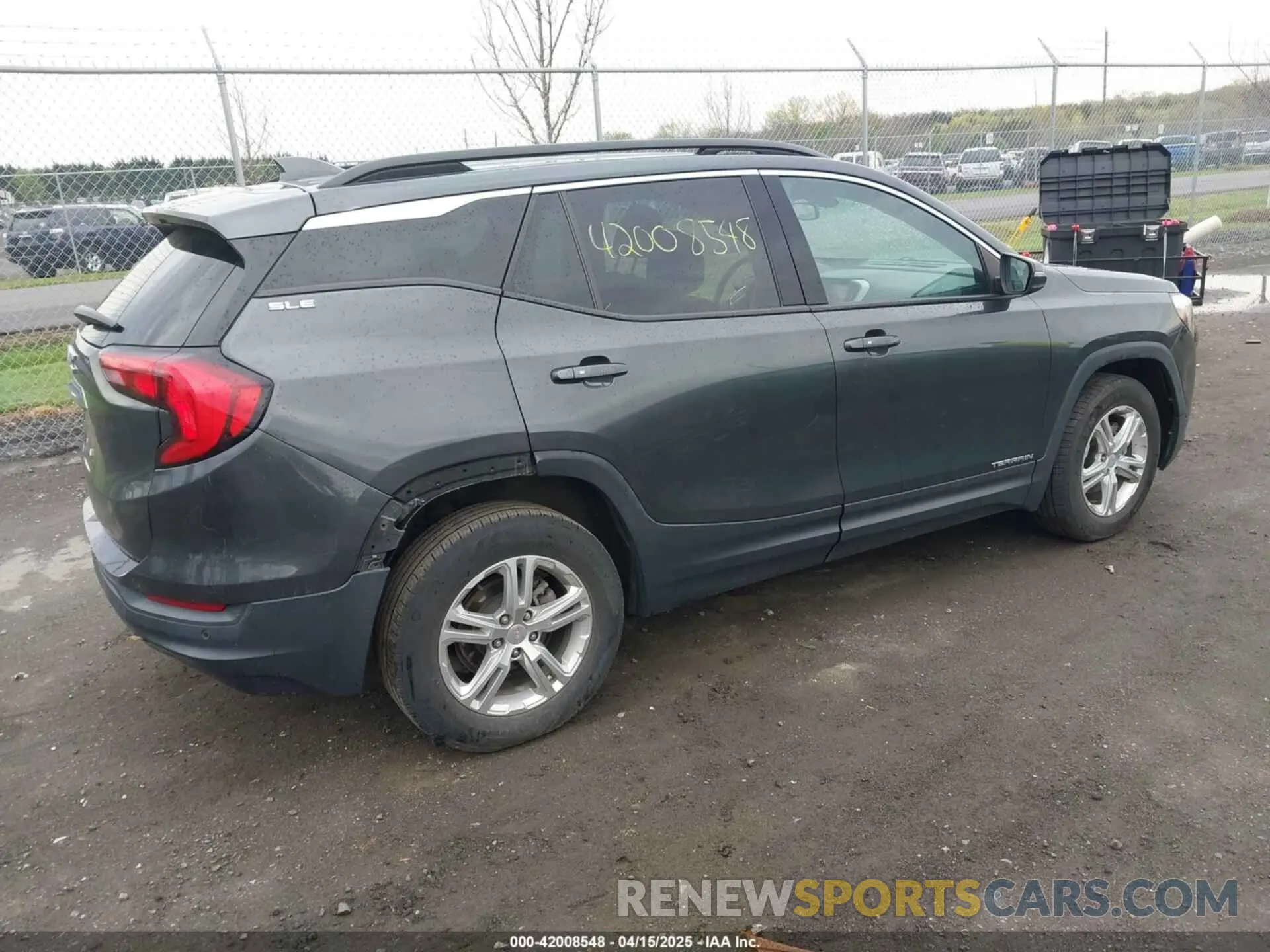 4 Photograph of a damaged car 3GKALMEV2KL353051 GMC TERRAIN 2019