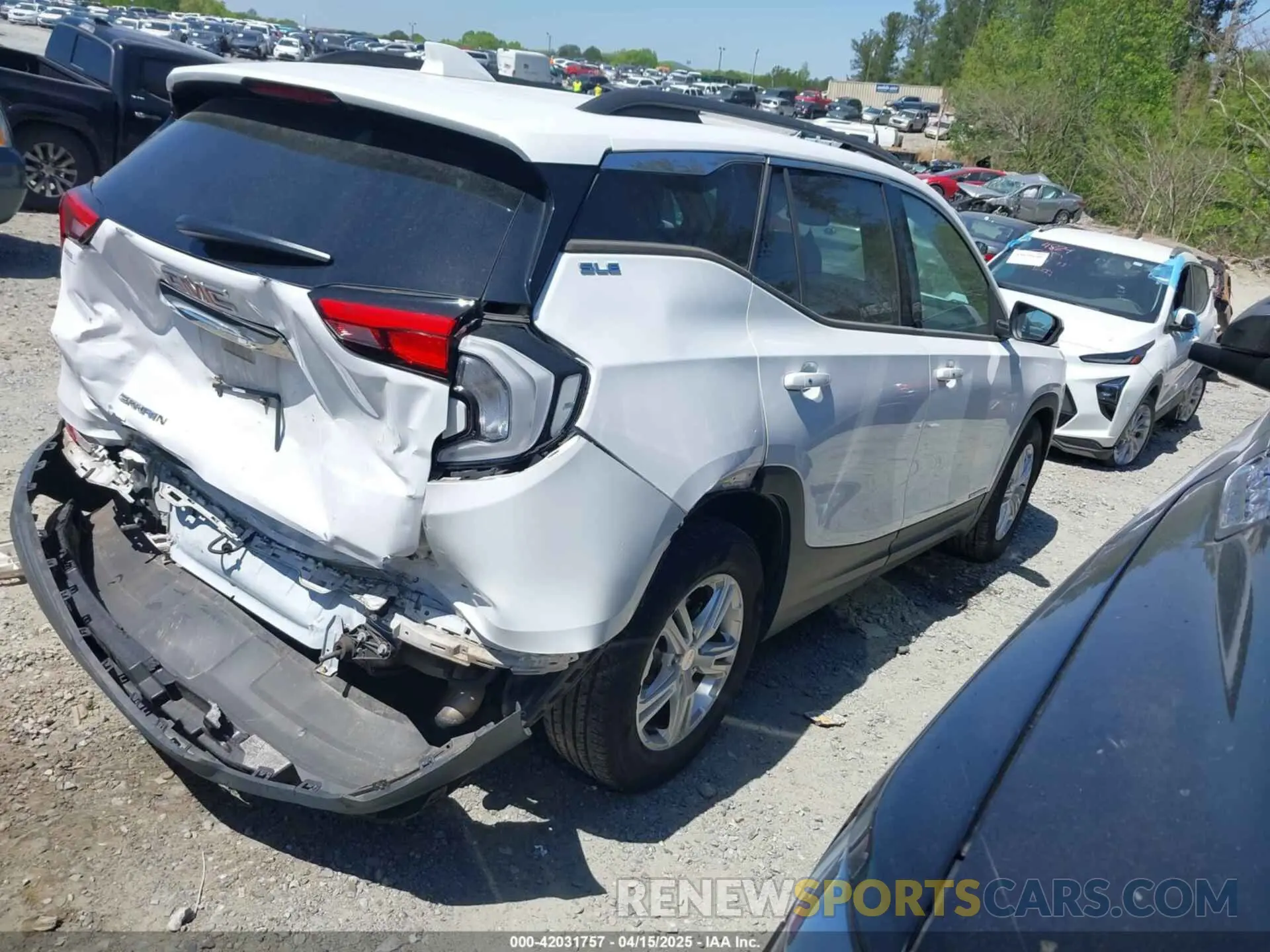 4 Photograph of a damaged car 3GKALMEV3KL108209 GMC TERRAIN 2019