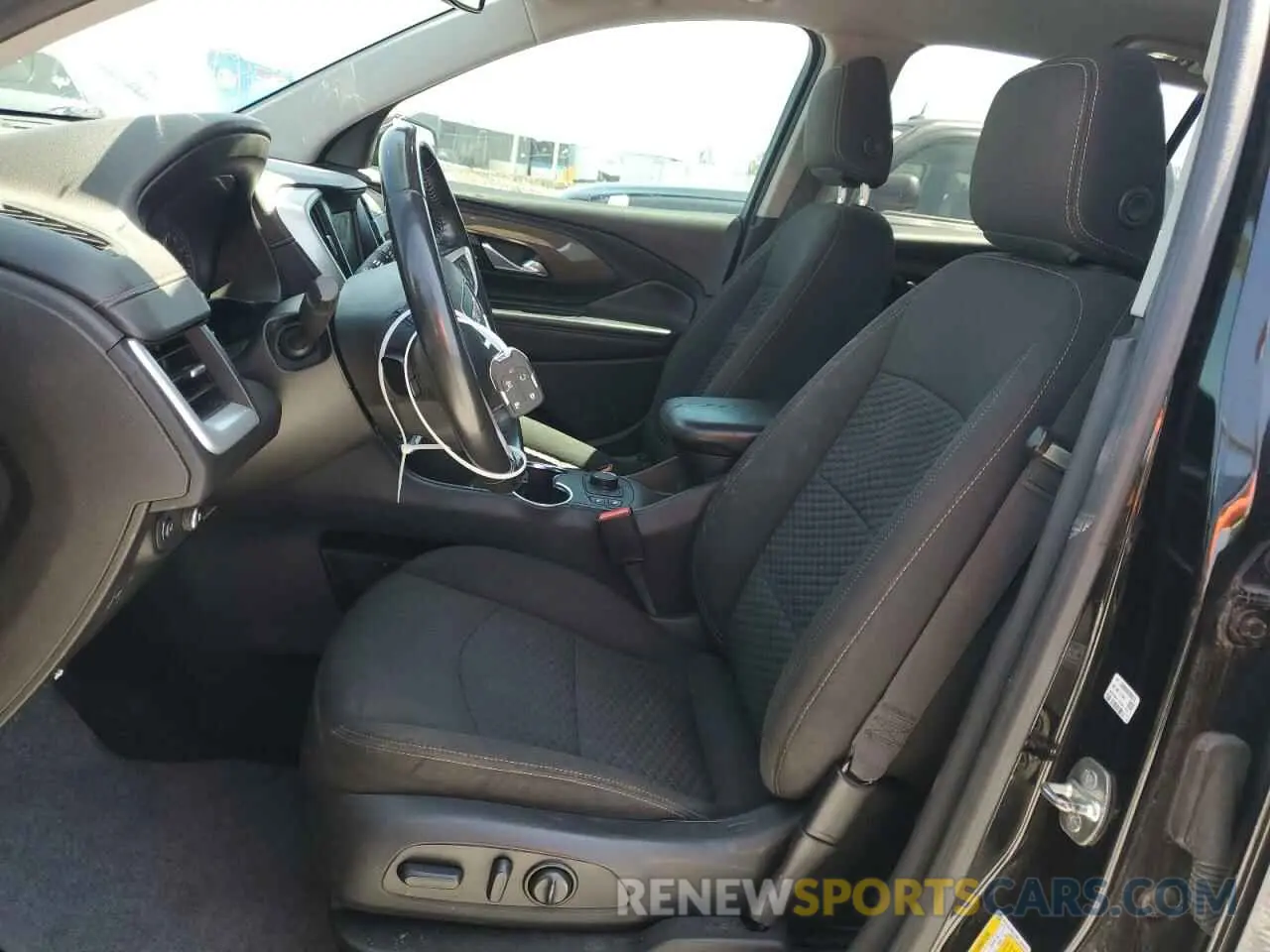7 Фотография поврежденного автомобиля 3GKALMEV5KL103691 GMC TERRAIN 2019