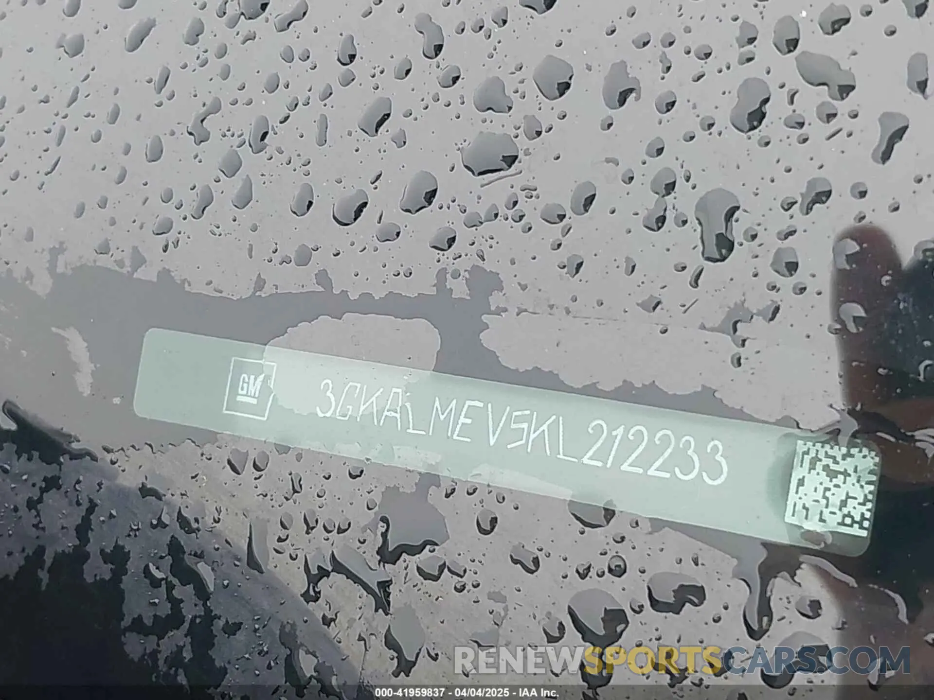 17 Photograph of a damaged car 3GKALMEV5KL212233 GMC TERRAIN 2019