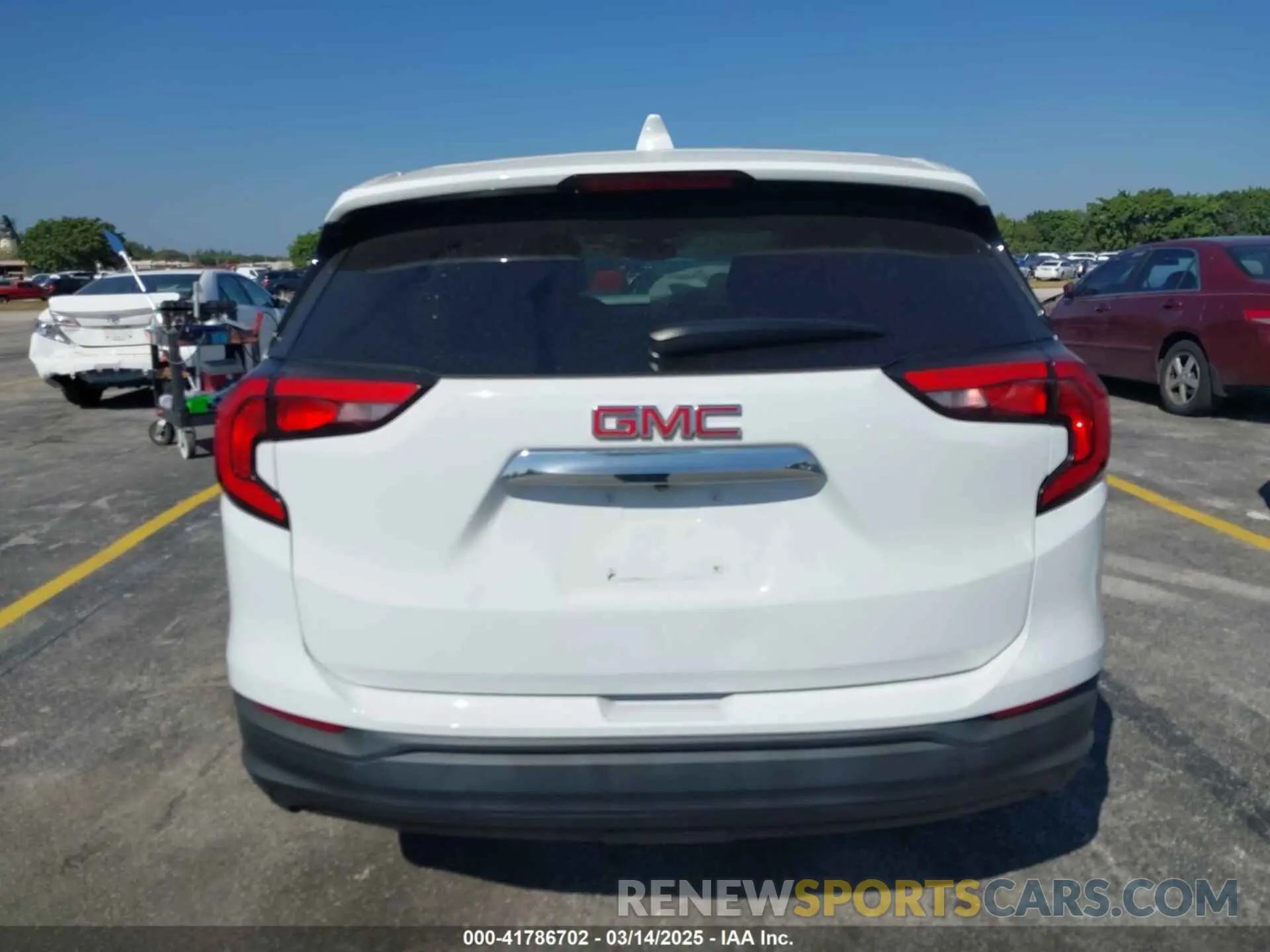 16 Фотография поврежденного автомобиля 3GKALMEV6KL106907 GMC TERRAIN 2019