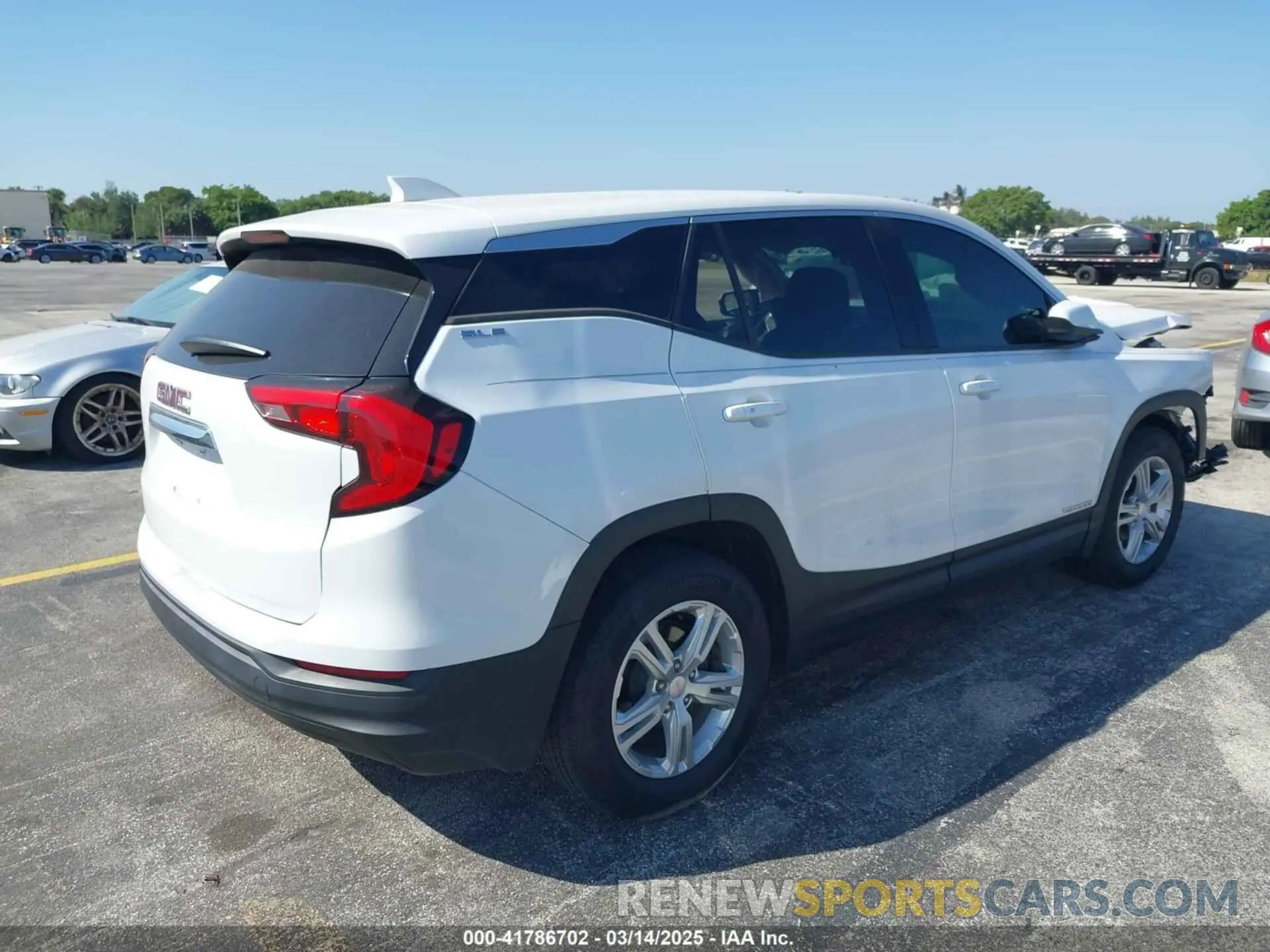 4 Фотография поврежденного автомобиля 3GKALMEV6KL106907 GMC TERRAIN 2019