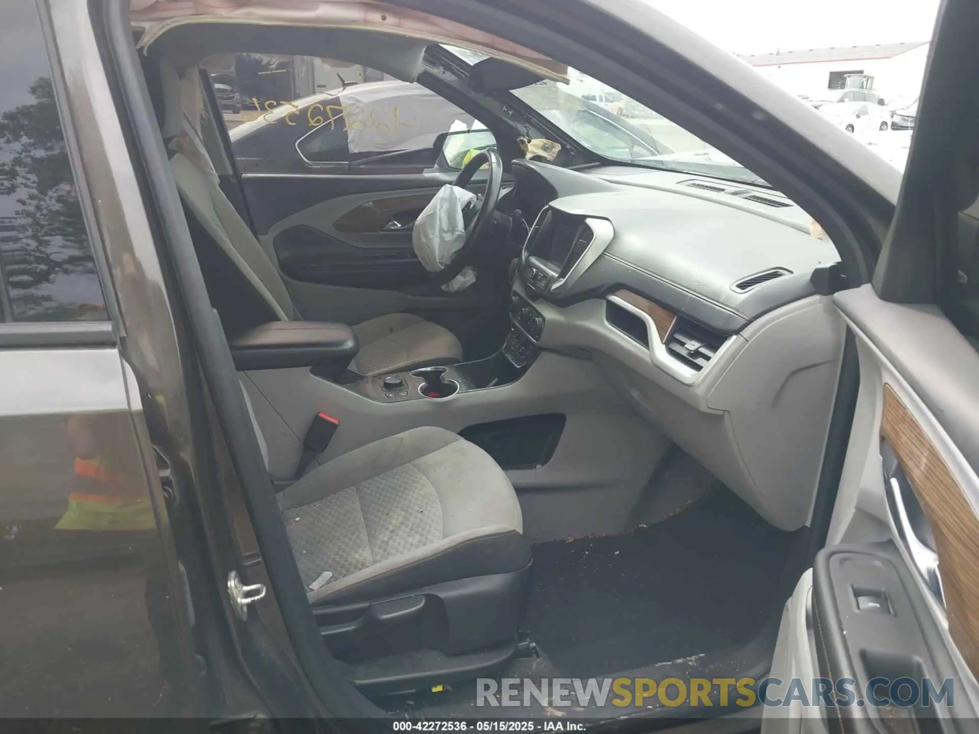 5 Photograph of a damaged car 3GKALMEV7KL178683 GMC TERRAIN 2019