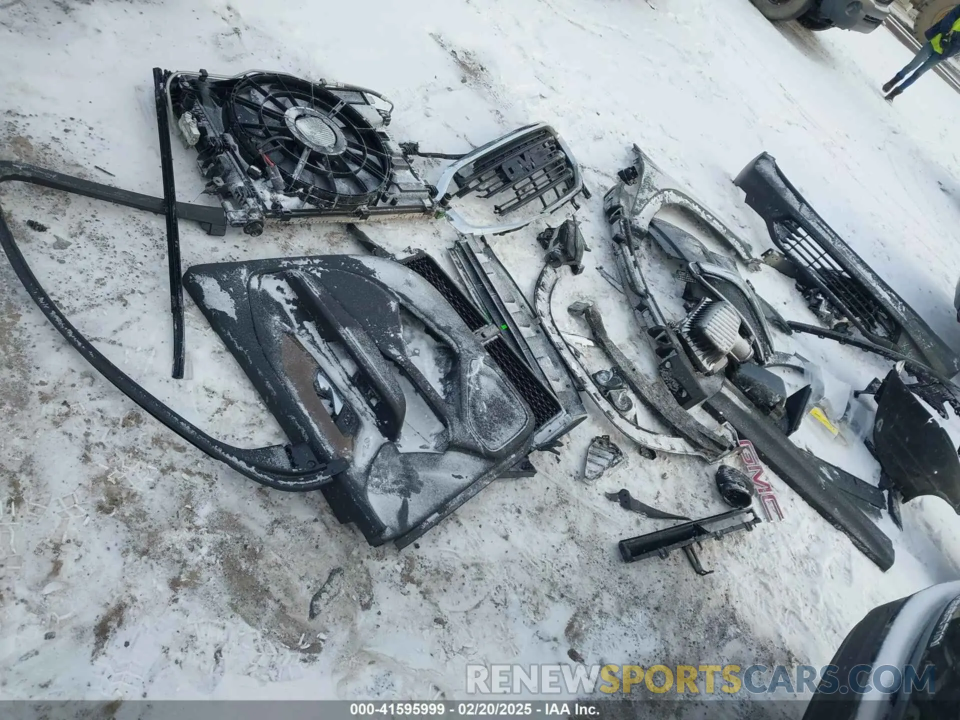 12 Photograph of a damaged car 3GKALMEV8KL296368 GMC TERRAIN 2019