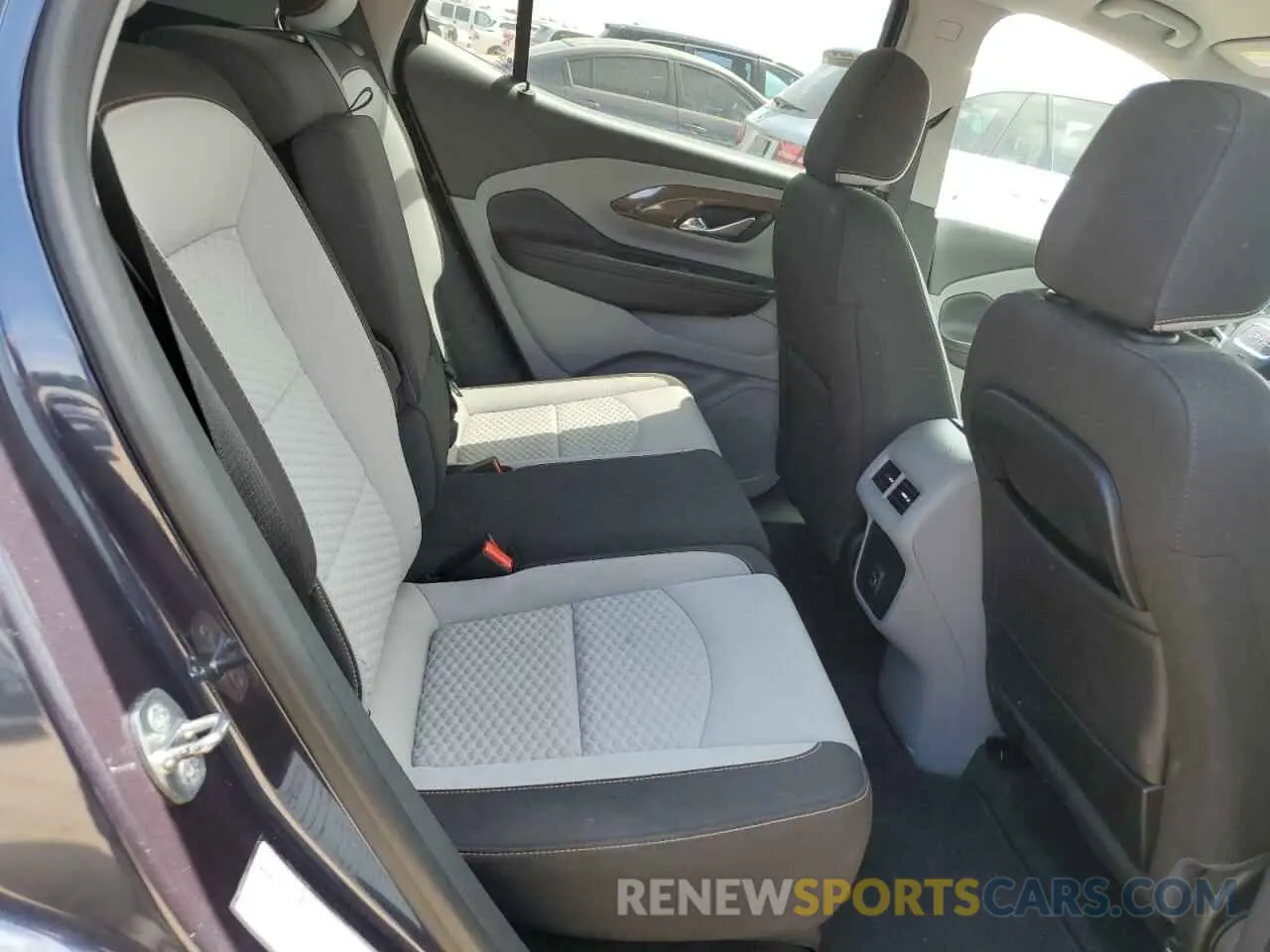 11 Photograph of a damaged car 3GKALMEV9KL226037 GMC TERRAIN 2019