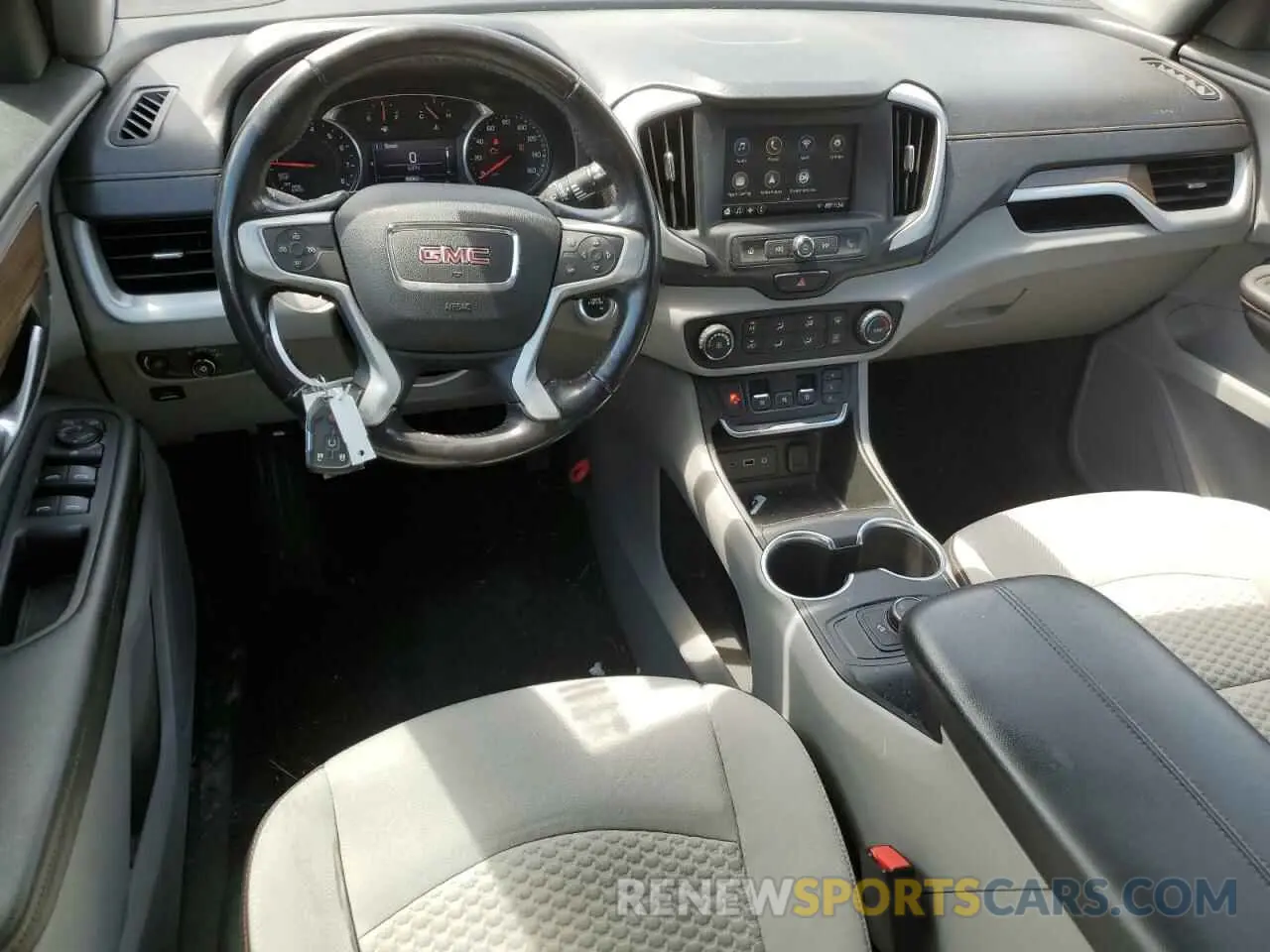 8 Photograph of a damaged car 3GKALMEV9KL226037 GMC TERRAIN 2019
