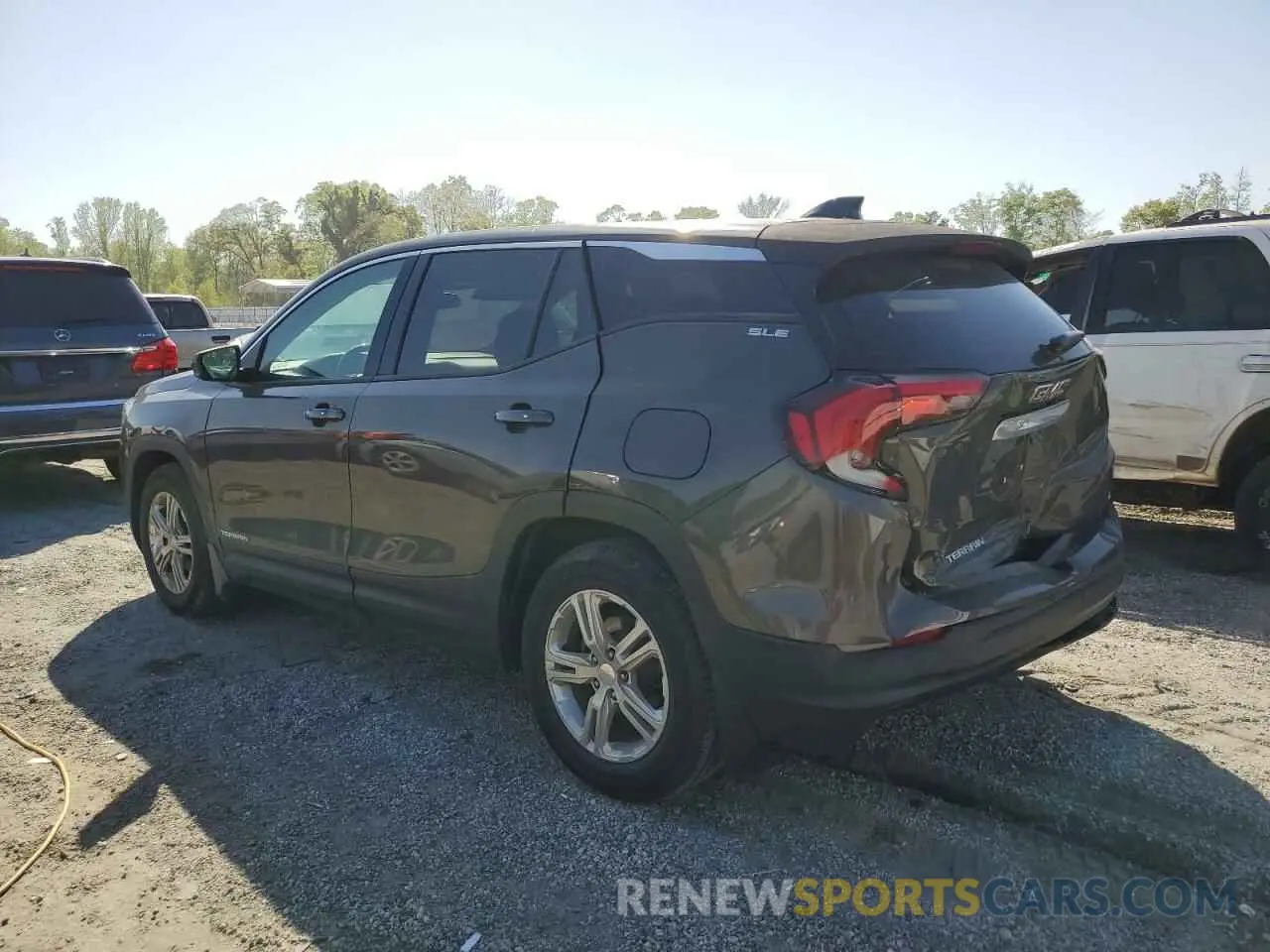 2 Photograph of a damaged car 3GKALMEVXKL192772 GMC TERRAIN 2019