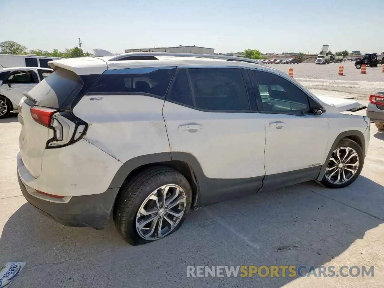 3 Фотография поврежденного автомобиля 3GKALPEV5KL164556 GMC TERRAIN 2019