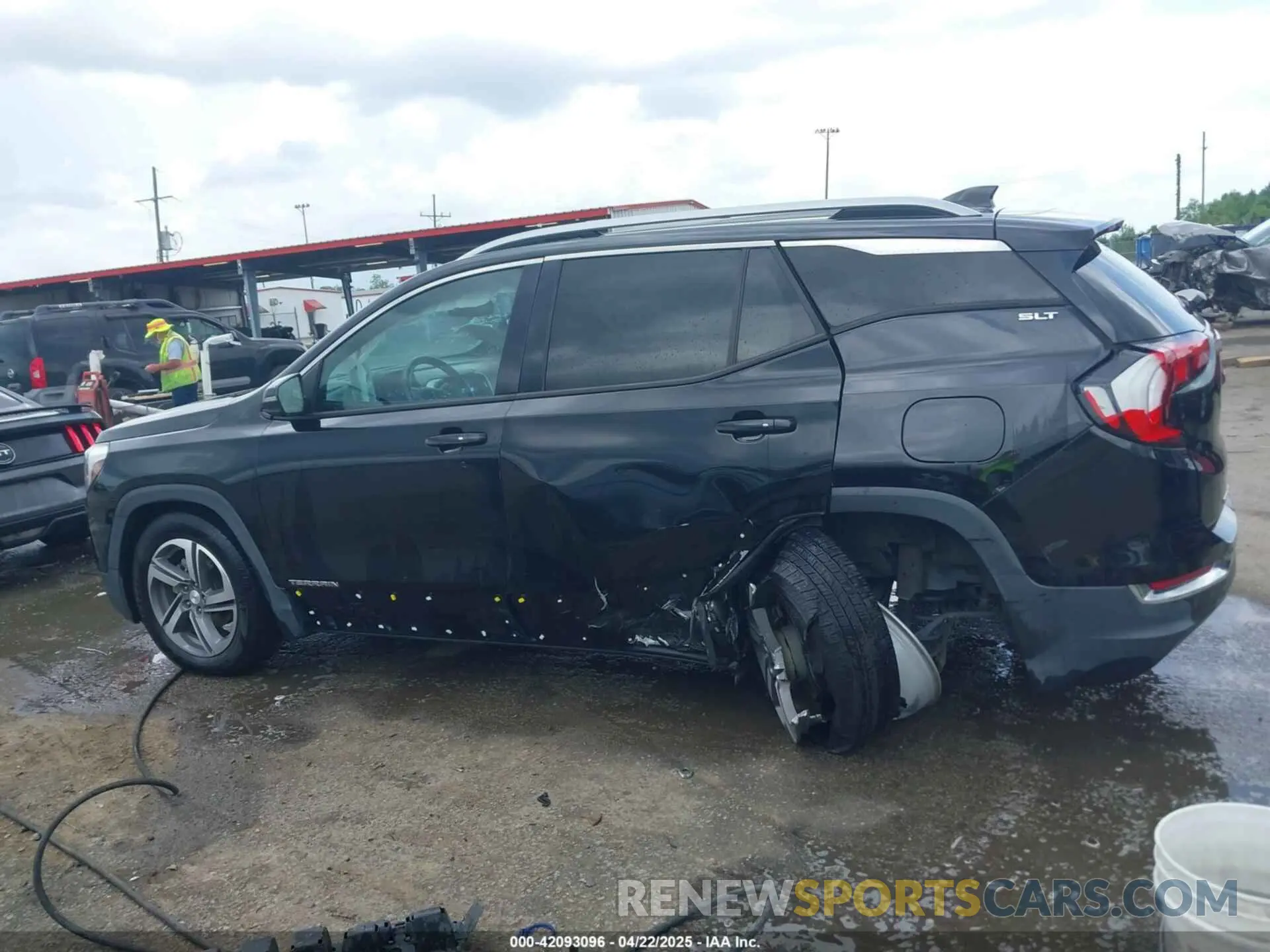 14 Photograph of a damaged car 3GKALPEV6KL193242 GMC TERRAIN 2019