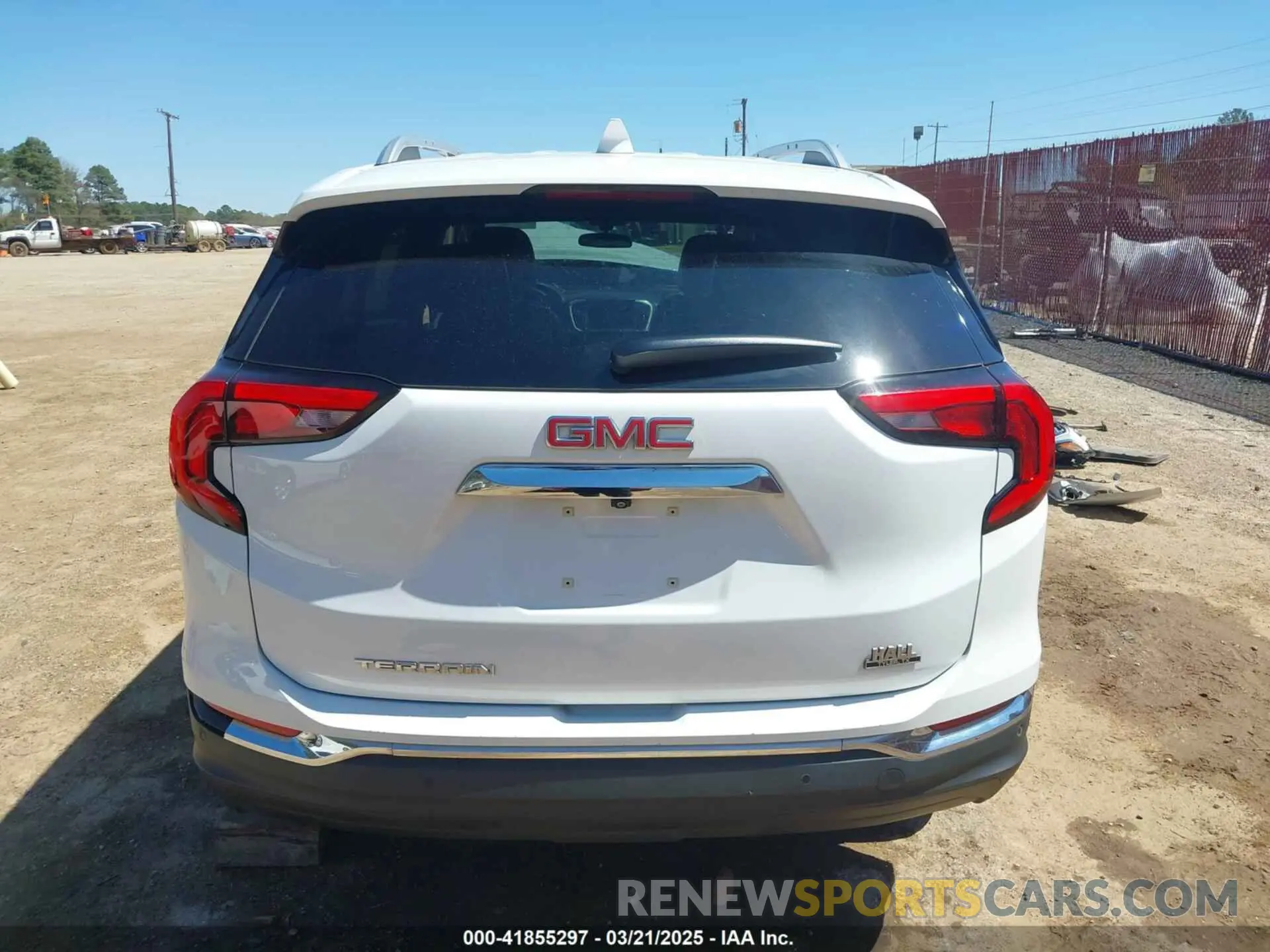 17 Photograph of a damaged car 3GKALPEV7KL125208 GMC TERRAIN 2019