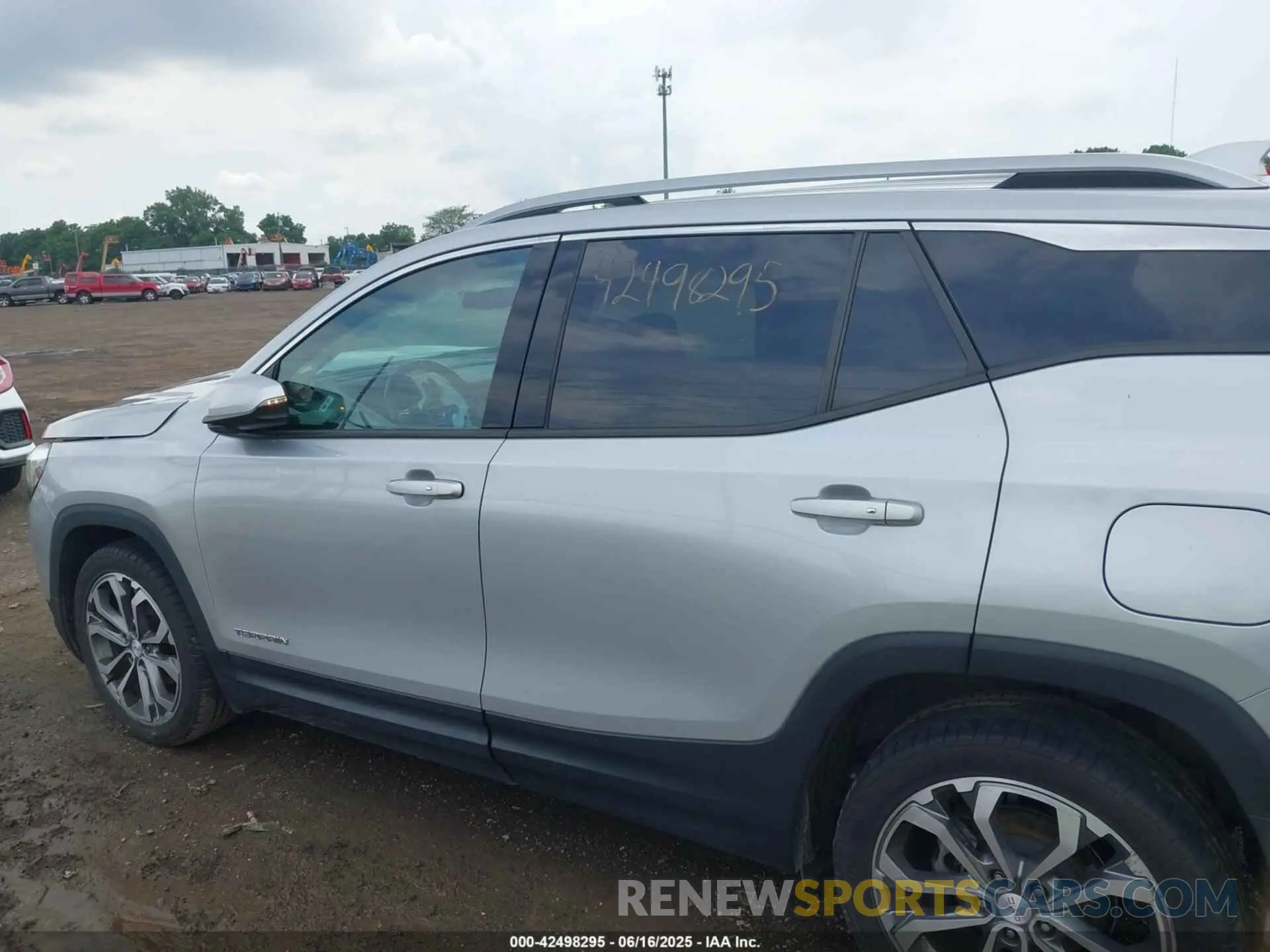 14 Photograph of a damaged car 3GKALPEV7KL174537 GMC TERRAIN 2019
