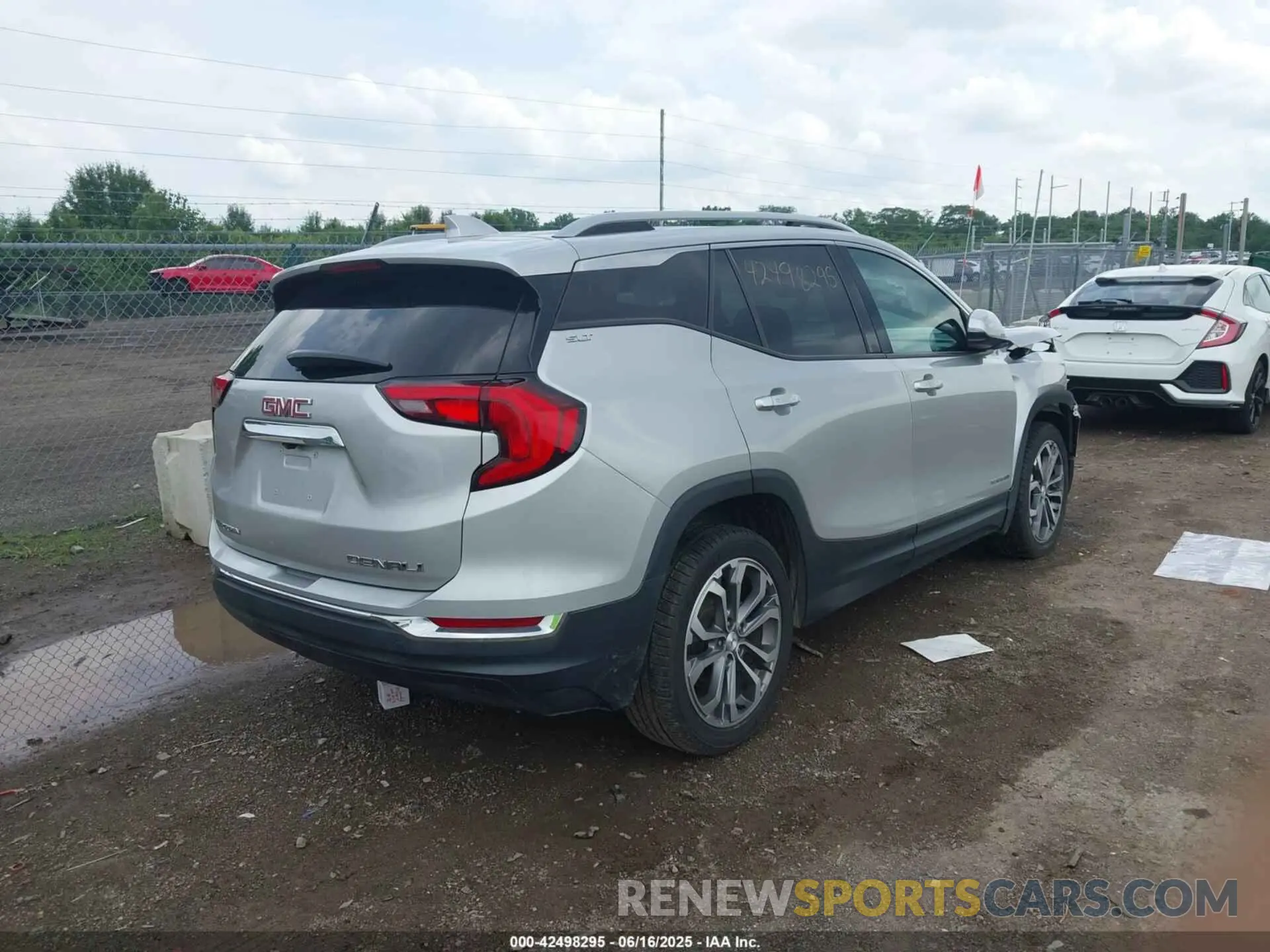 4 Photograph of a damaged car 3GKALPEV7KL174537 GMC TERRAIN 2019
