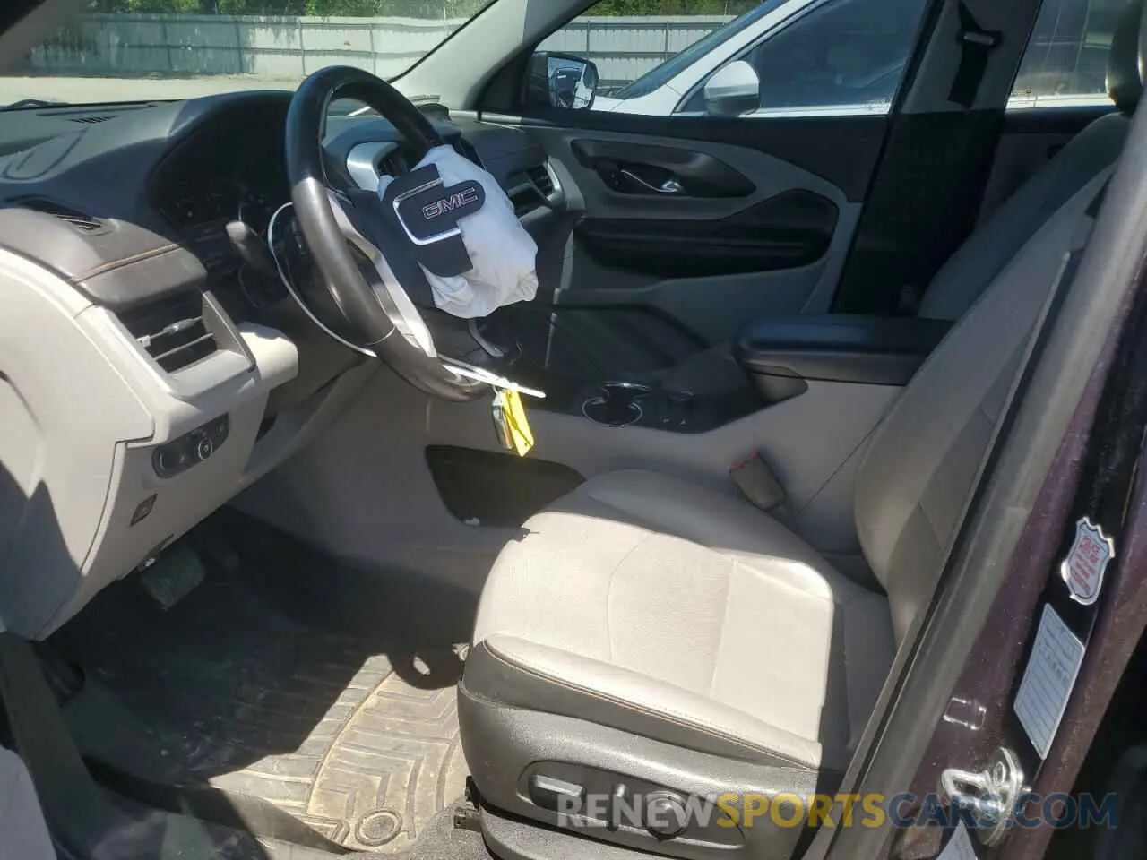 7 Photograph of a damaged car 3GKALPEX1KL272383 GMC TERRAIN 2019