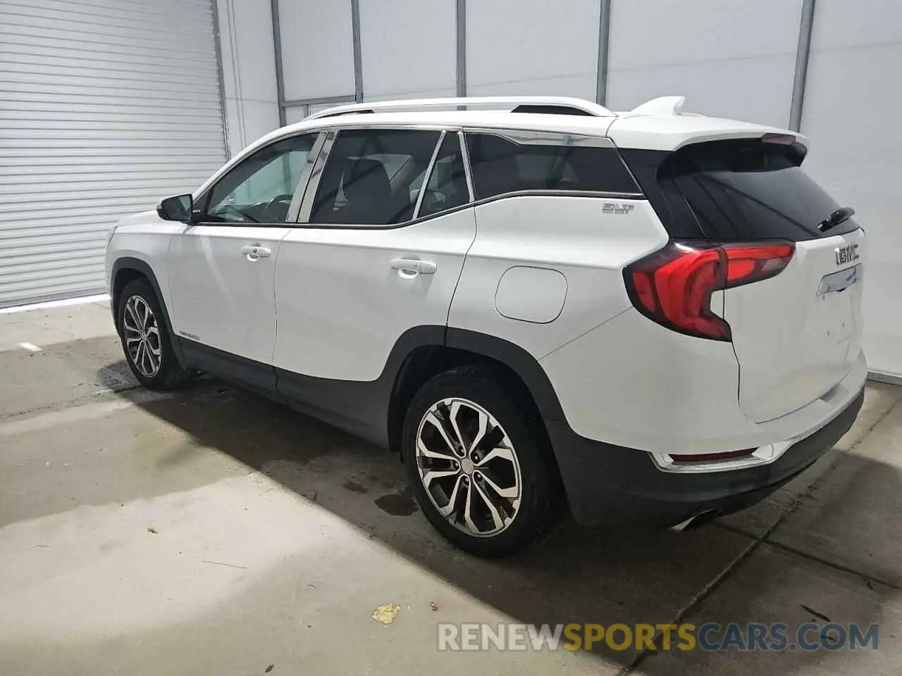 2 Photograph of a damaged car 3GKALPEX3KL123005 GMC TERRAIN 2019