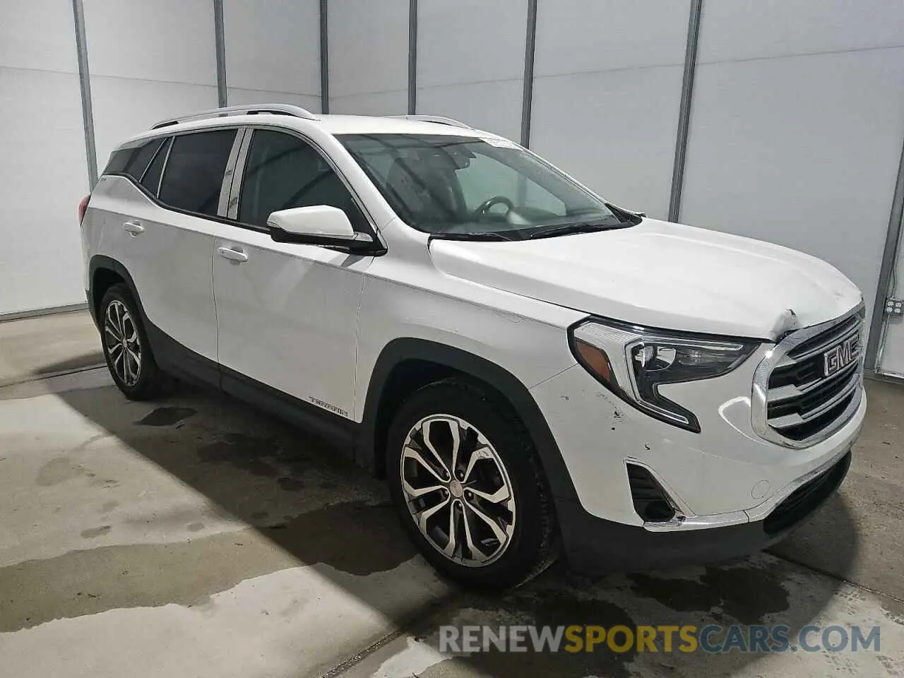4 Photograph of a damaged car 3GKALPEX3KL123005 GMC TERRAIN 2019