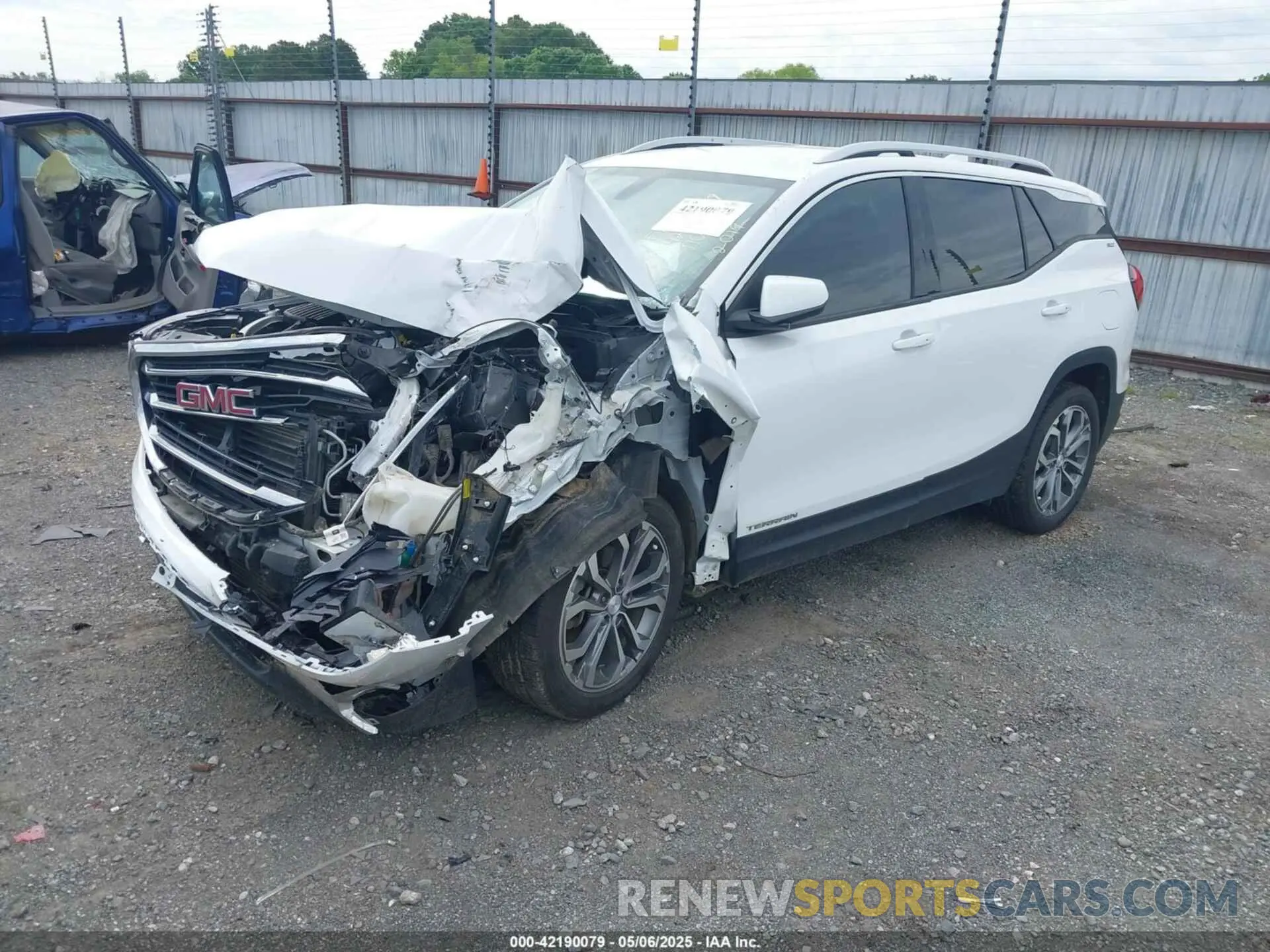 2 Photograph of a damaged car 3GKALPEX7KL128899 GMC TERRAIN 2019