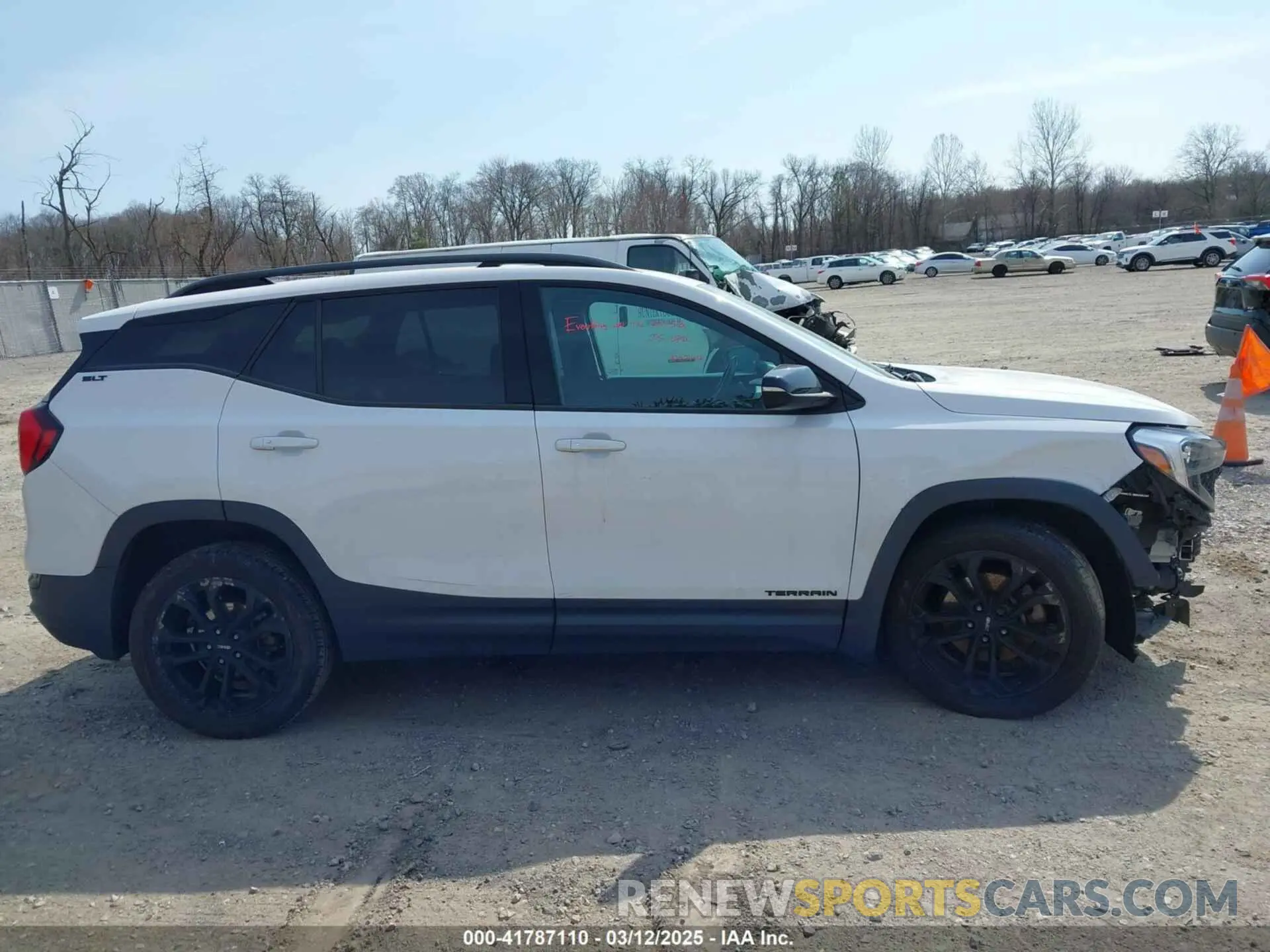 13 Photograph of a damaged car 3GKALPEX7KL357440 GMC TERRAIN 2019