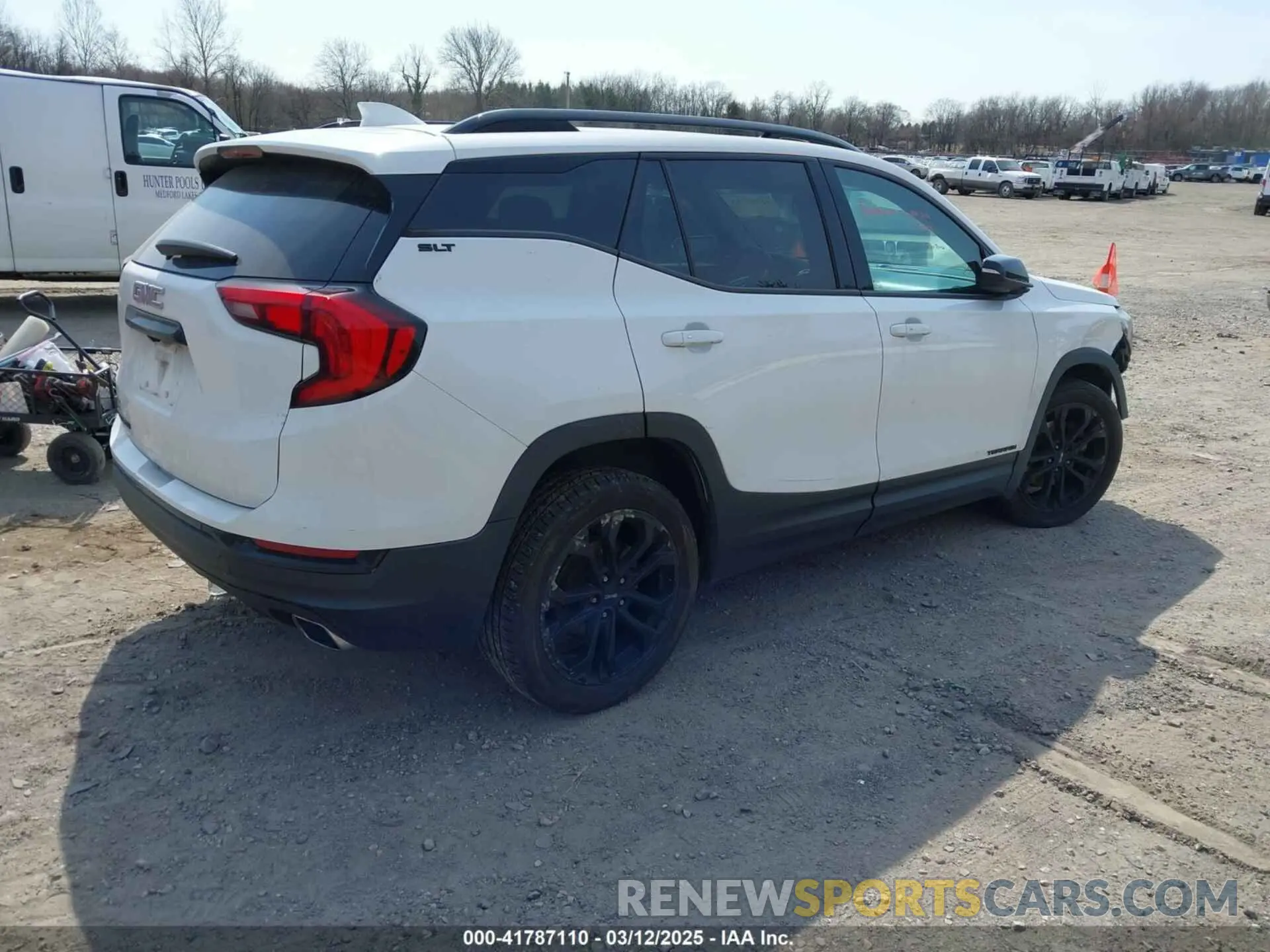 4 Photograph of a damaged car 3GKALPEX7KL357440 GMC TERRAIN 2019