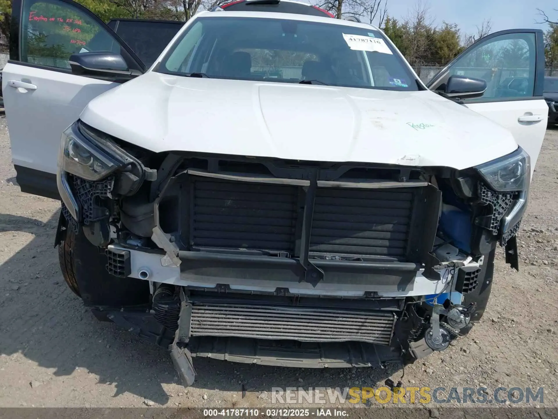 6 Photograph of a damaged car 3GKALPEX7KL357440 GMC TERRAIN 2019