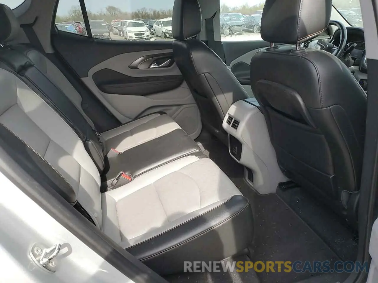 11 Photograph of a damaged car 3GKALPEX8KL269318 GMC TERRAIN 2019