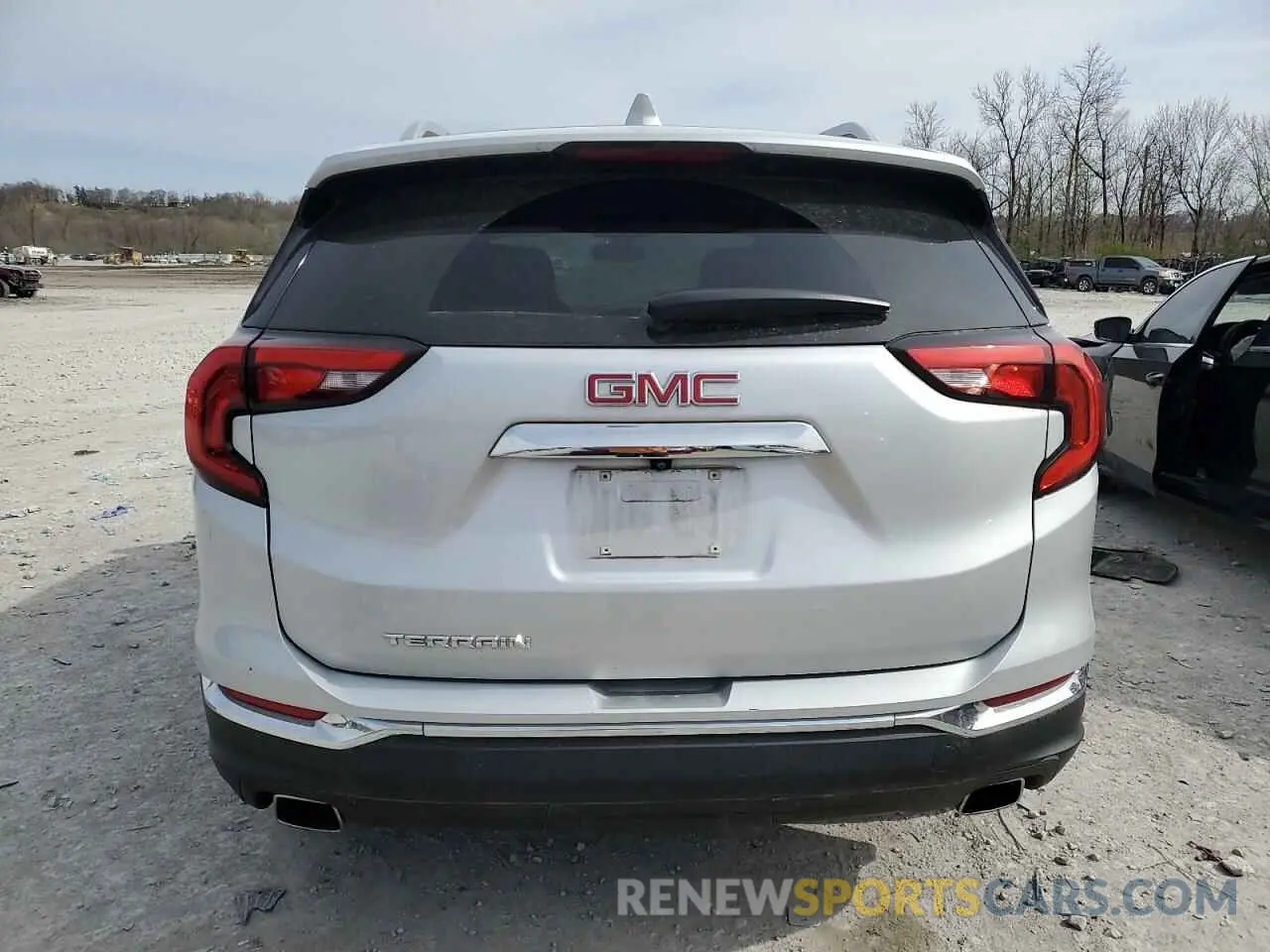 6 Photograph of a damaged car 3GKALPEX8KL269318 GMC TERRAIN 2019