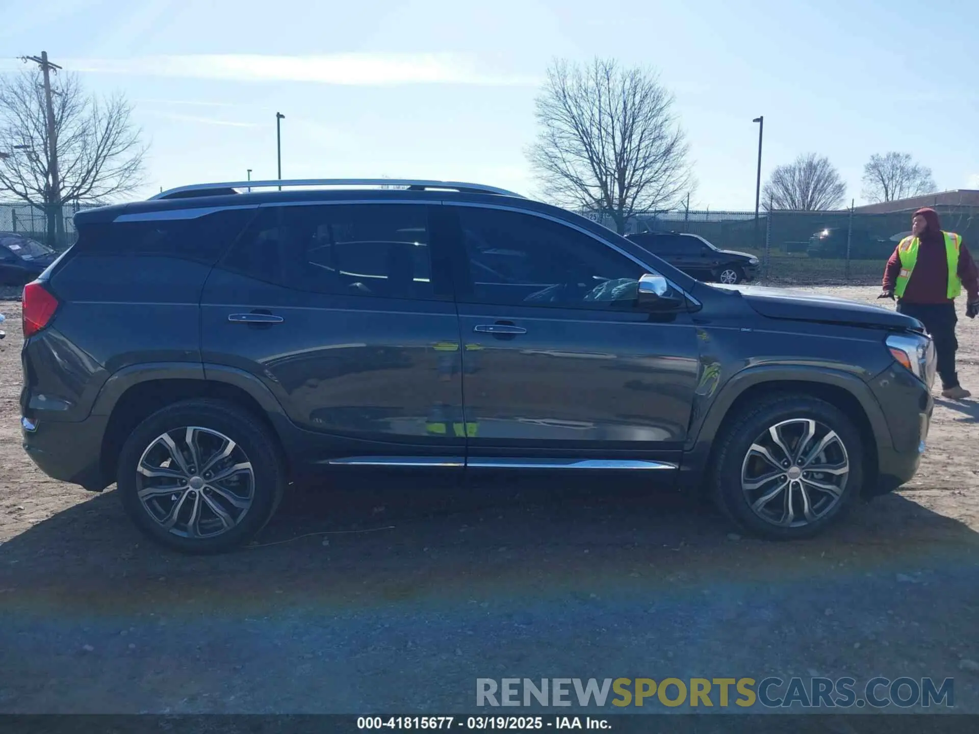 12 Photograph of a damaged car 3GKALSEX0KL270286 GMC TERRAIN 2019
