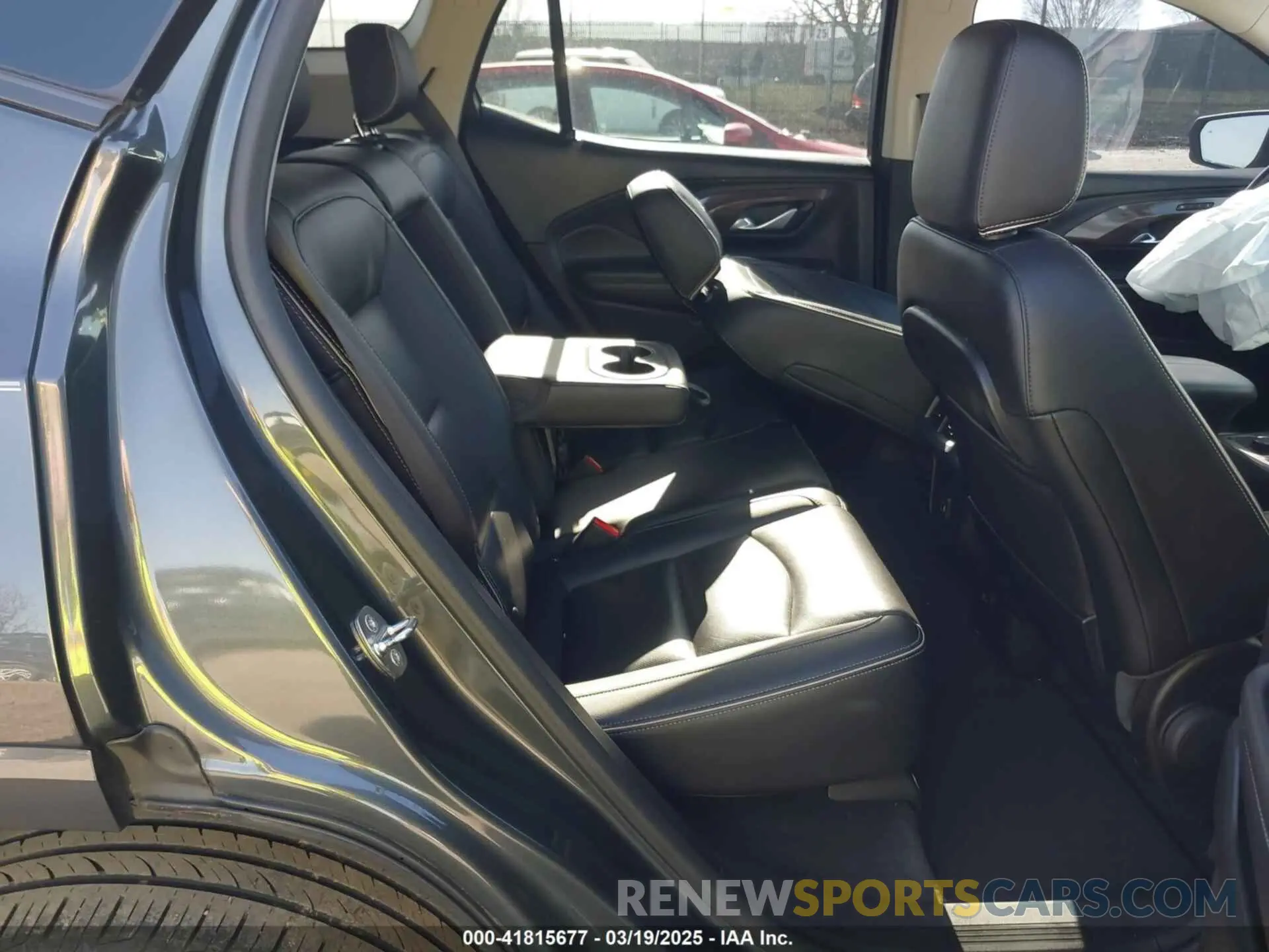 8 Photograph of a damaged car 3GKALSEX0KL270286 GMC TERRAIN 2019