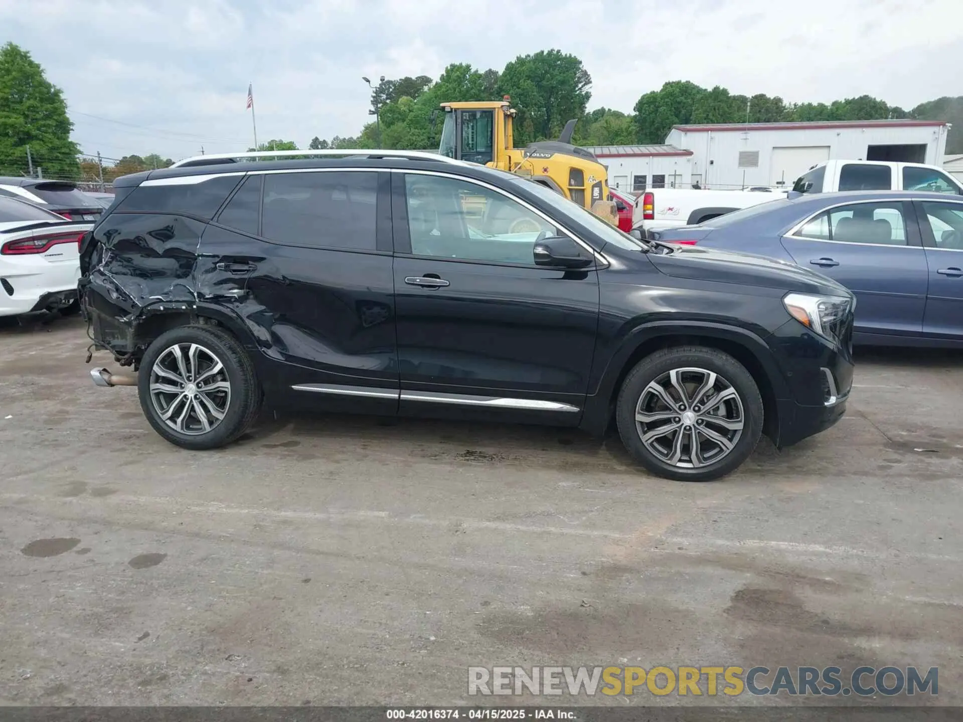 14 Photograph of a damaged car 3GKALSEX3KL123685 GMC TERRAIN 2019