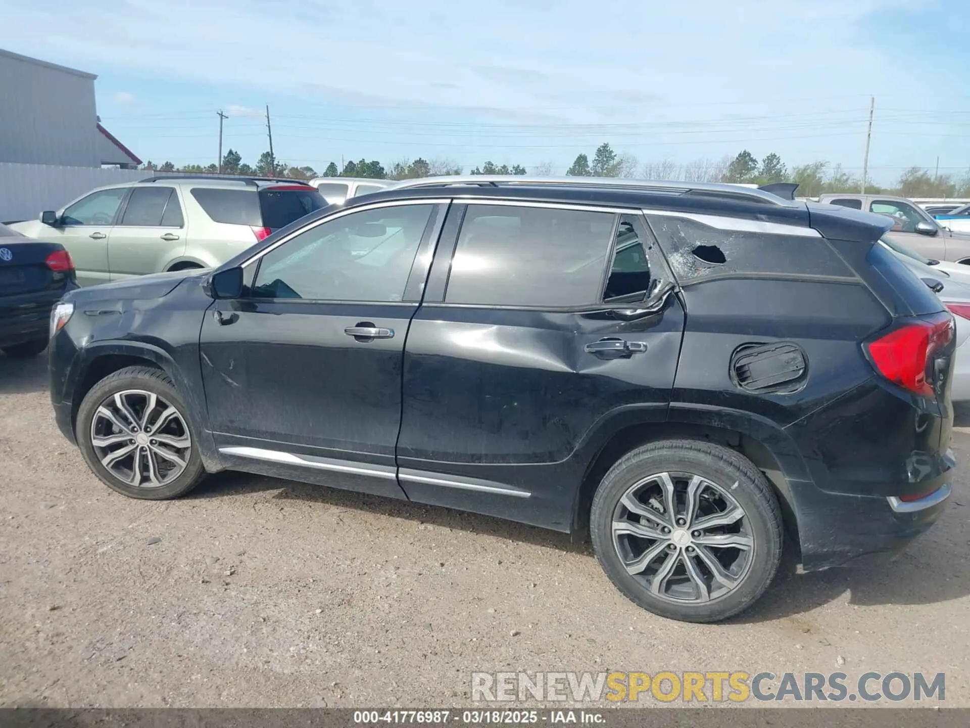 14 Photograph of a damaged car 3GKALSEX8KL196647 GMC TERRAIN 2019