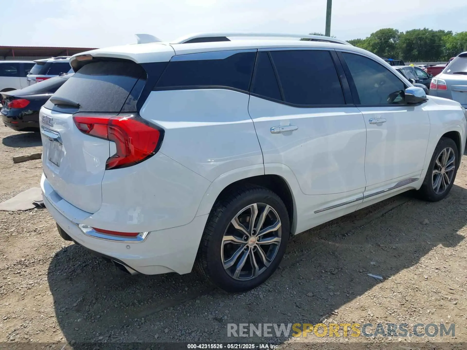 4 Фотография поврежденного автомобиля 3GKALSEX9KL140457 GMC TERRAIN 2019