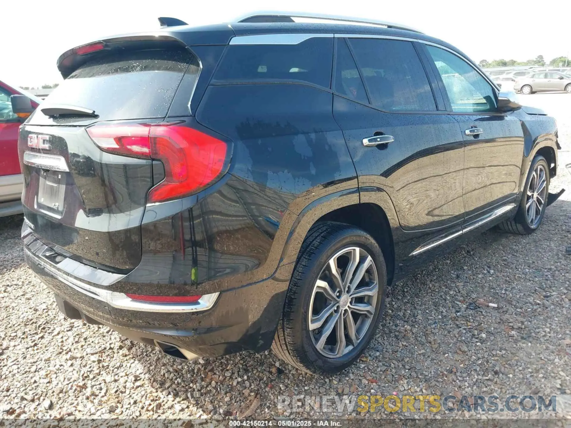 4 Photograph of a damaged car 3GKALSEX9KL356017 GMC TERRAIN 2019
