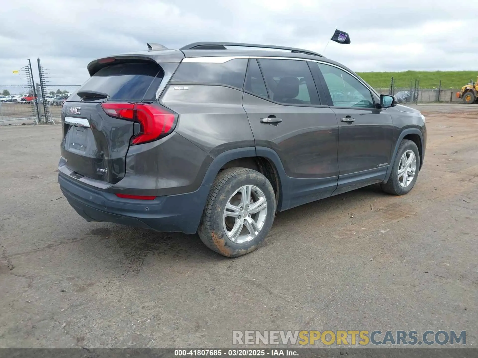4 Photograph of a damaged car 3GKALTEV0KL356024 GMC TERRAIN 2019
