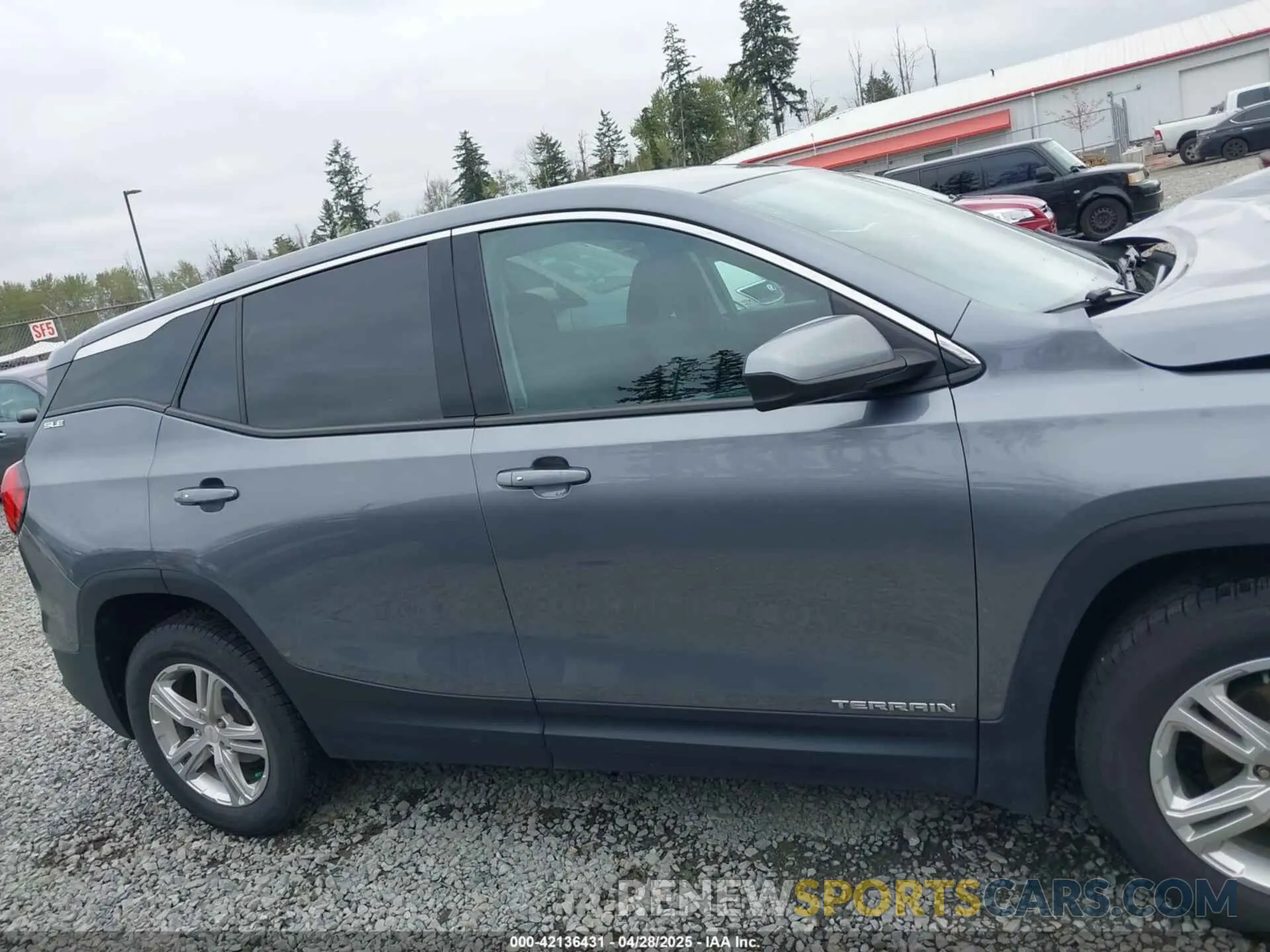 13 Photograph of a damaged car 3GKALTEV1KL379523 GMC TERRAIN 2019
