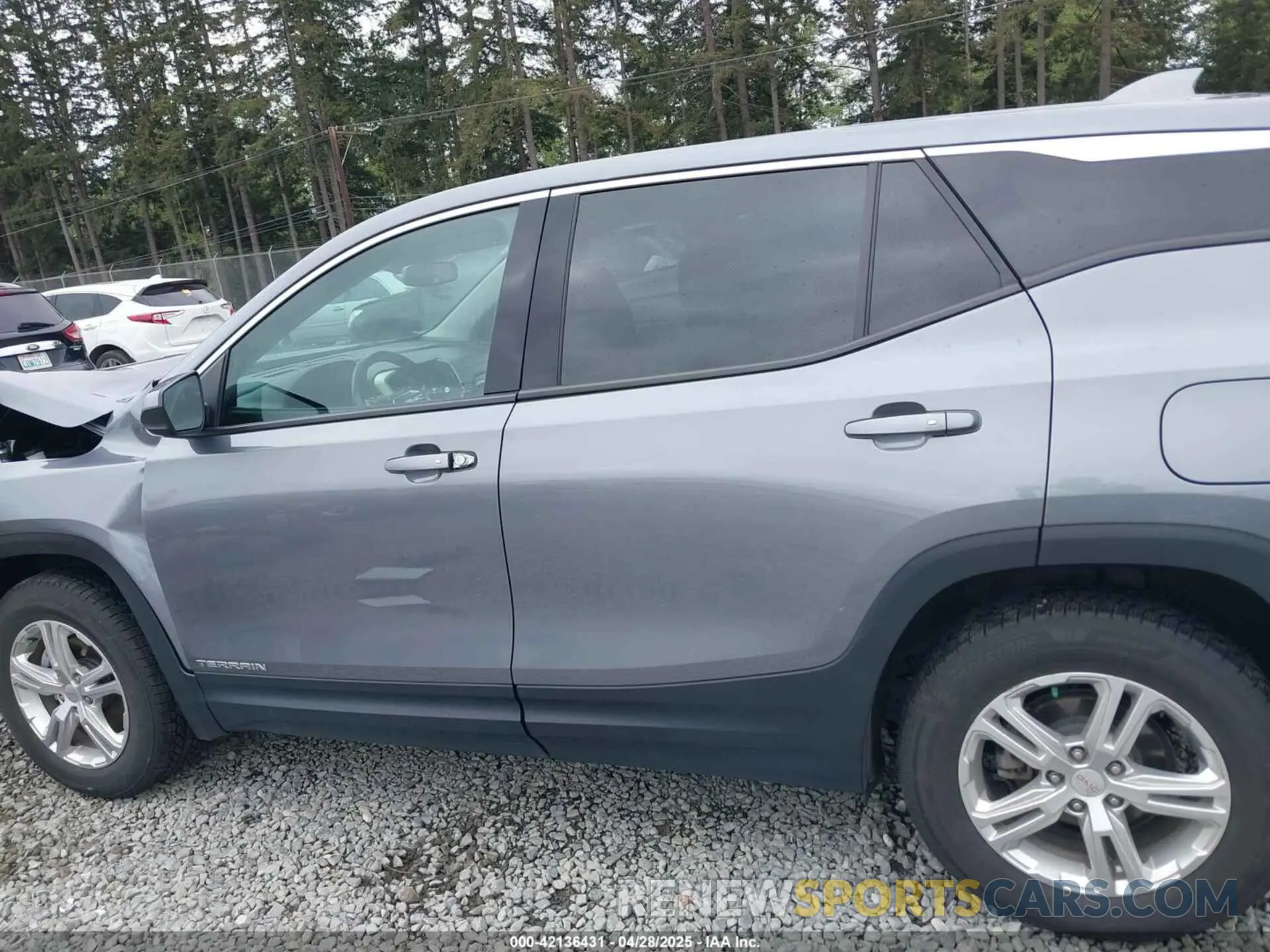 14 Photograph of a damaged car 3GKALTEV1KL379523 GMC TERRAIN 2019