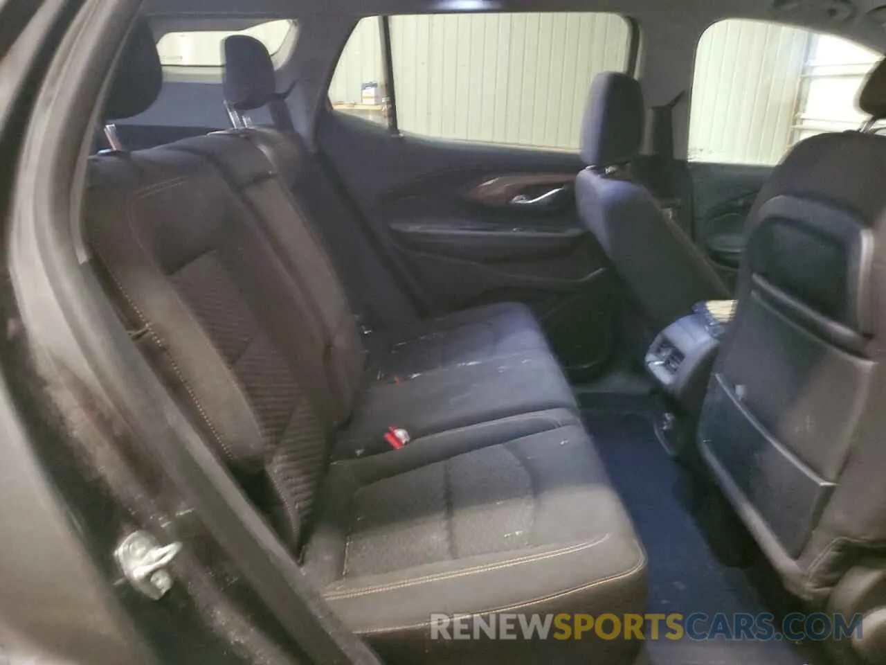 11 Photograph of a damaged car 3GKALTEV2KL322084 GMC TERRAIN 2019