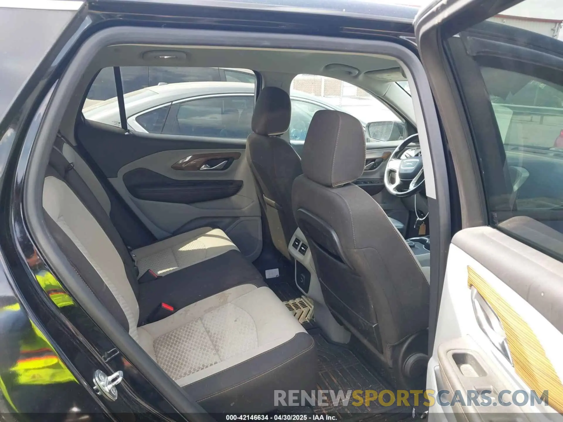 8 Photograph of a damaged car 3GKALTEV2KL382737 GMC TERRAIN 2019