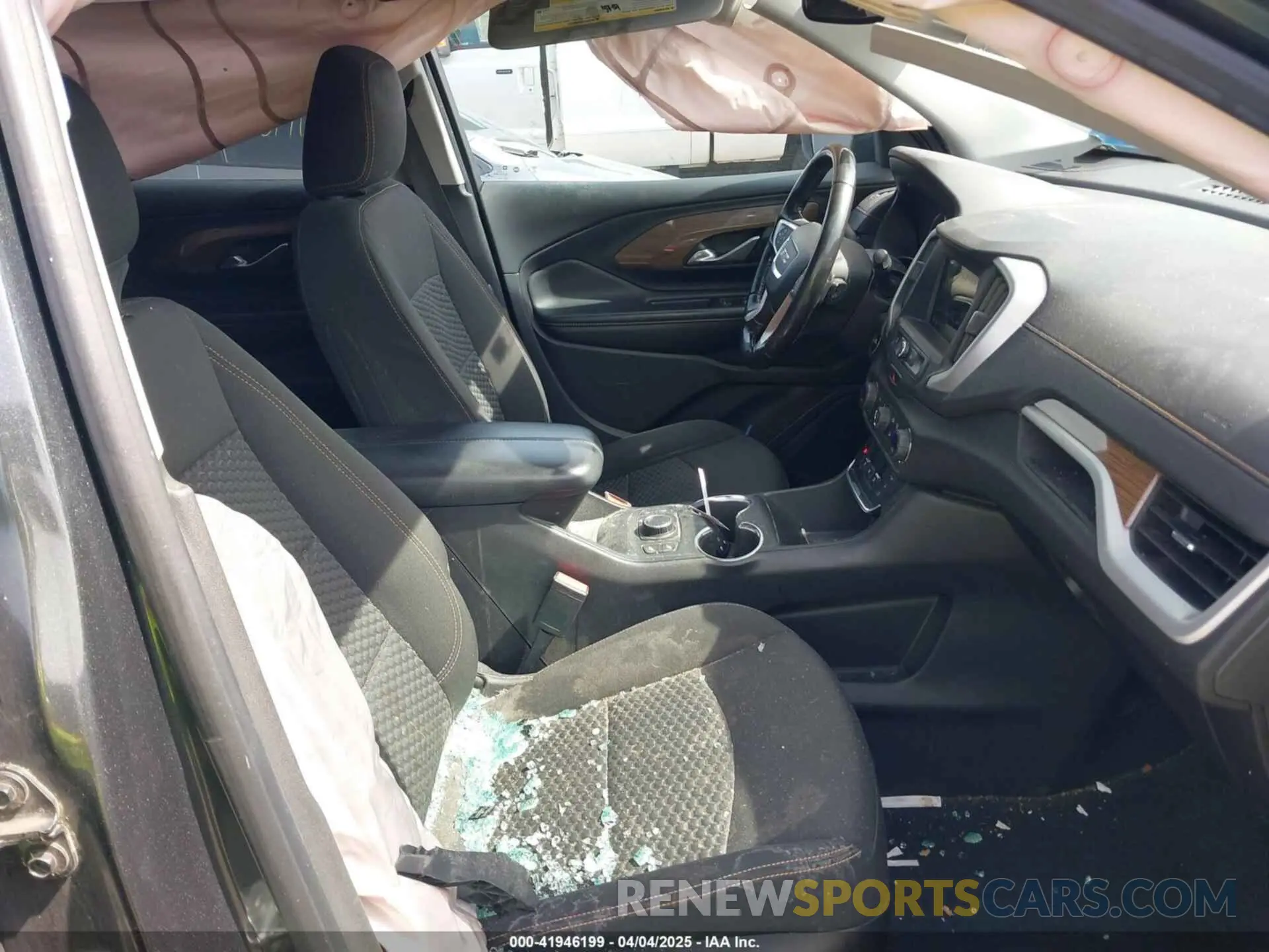 5 Photograph of a damaged car 3GKALTEV3KL218901 GMC TERRAIN 2019