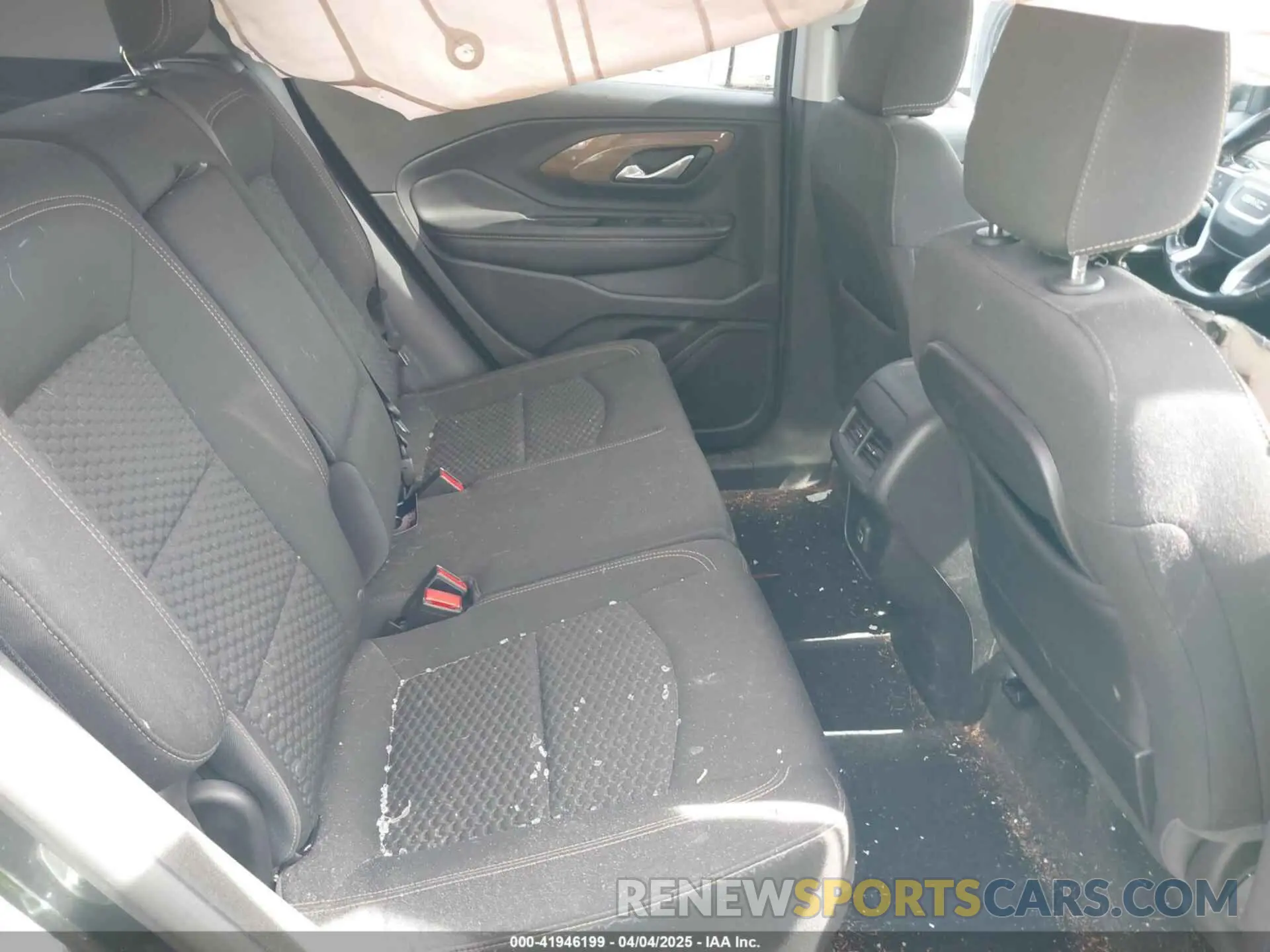 8 Photograph of a damaged car 3GKALTEV3KL218901 GMC TERRAIN 2019