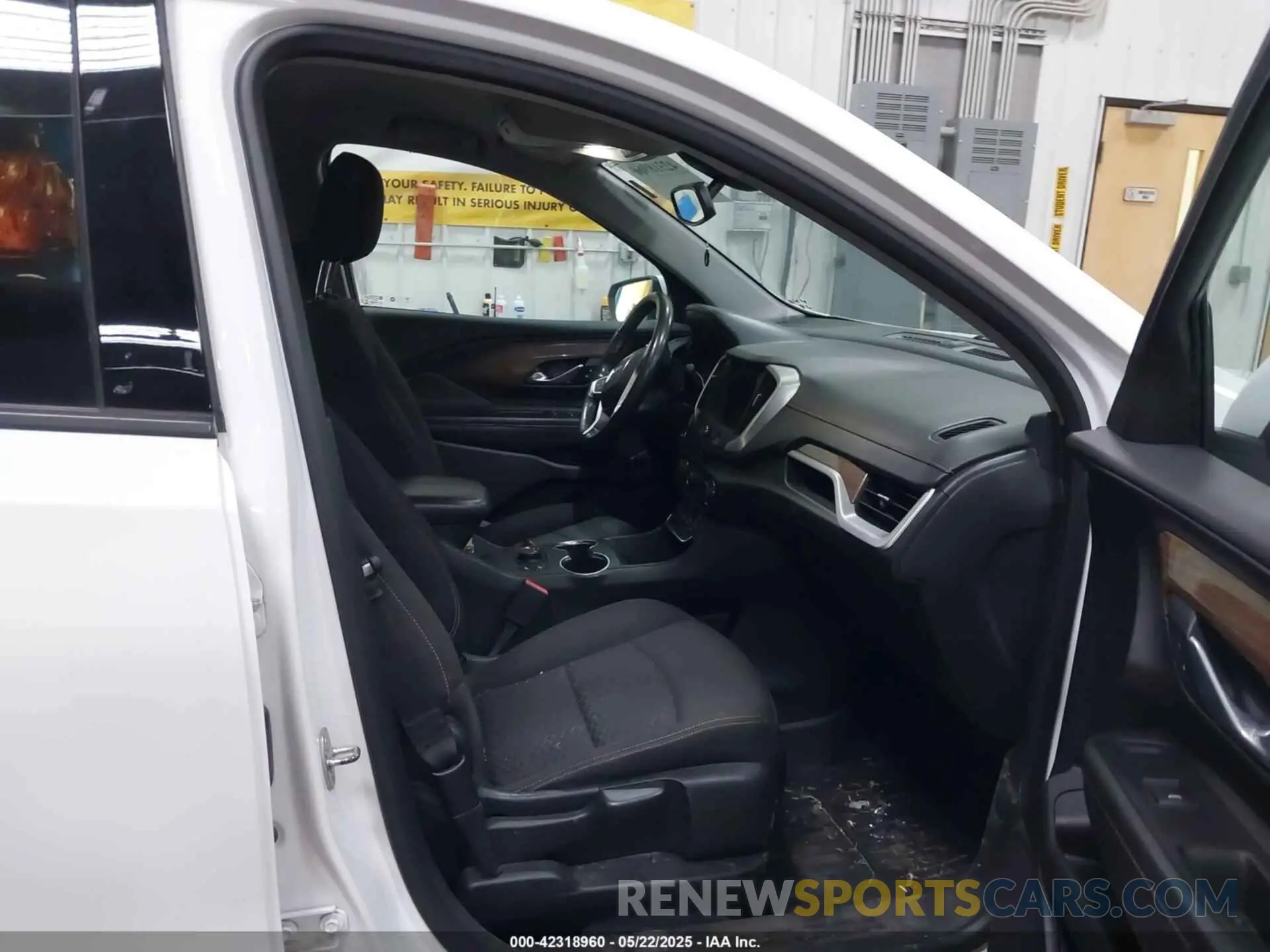 5 Фотография поврежденного автомобиля 3GKALTEV4KL284910 GMC TERRAIN 2019