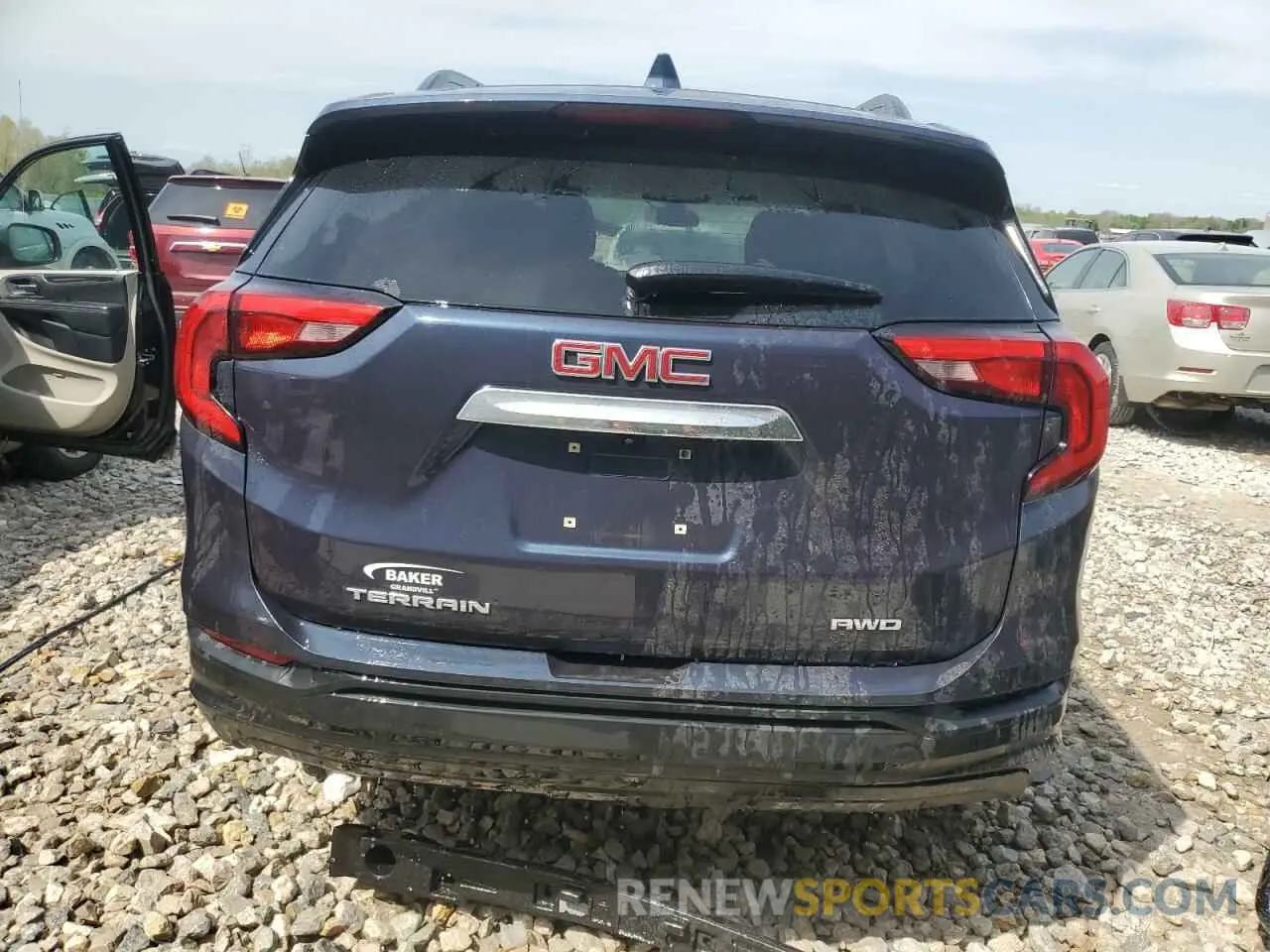 6 Photograph of a damaged car 3GKALTEV5KL120095 GMC TERRAIN 2019