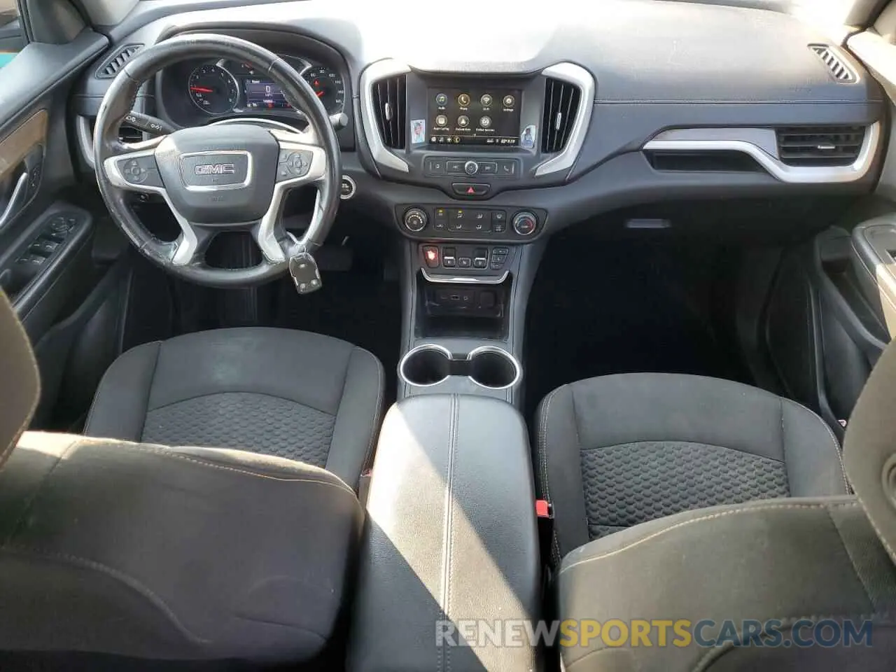 8 Фотография поврежденного автомобиля 3GKALTEV7KL242327 GMC TERRAIN 2019