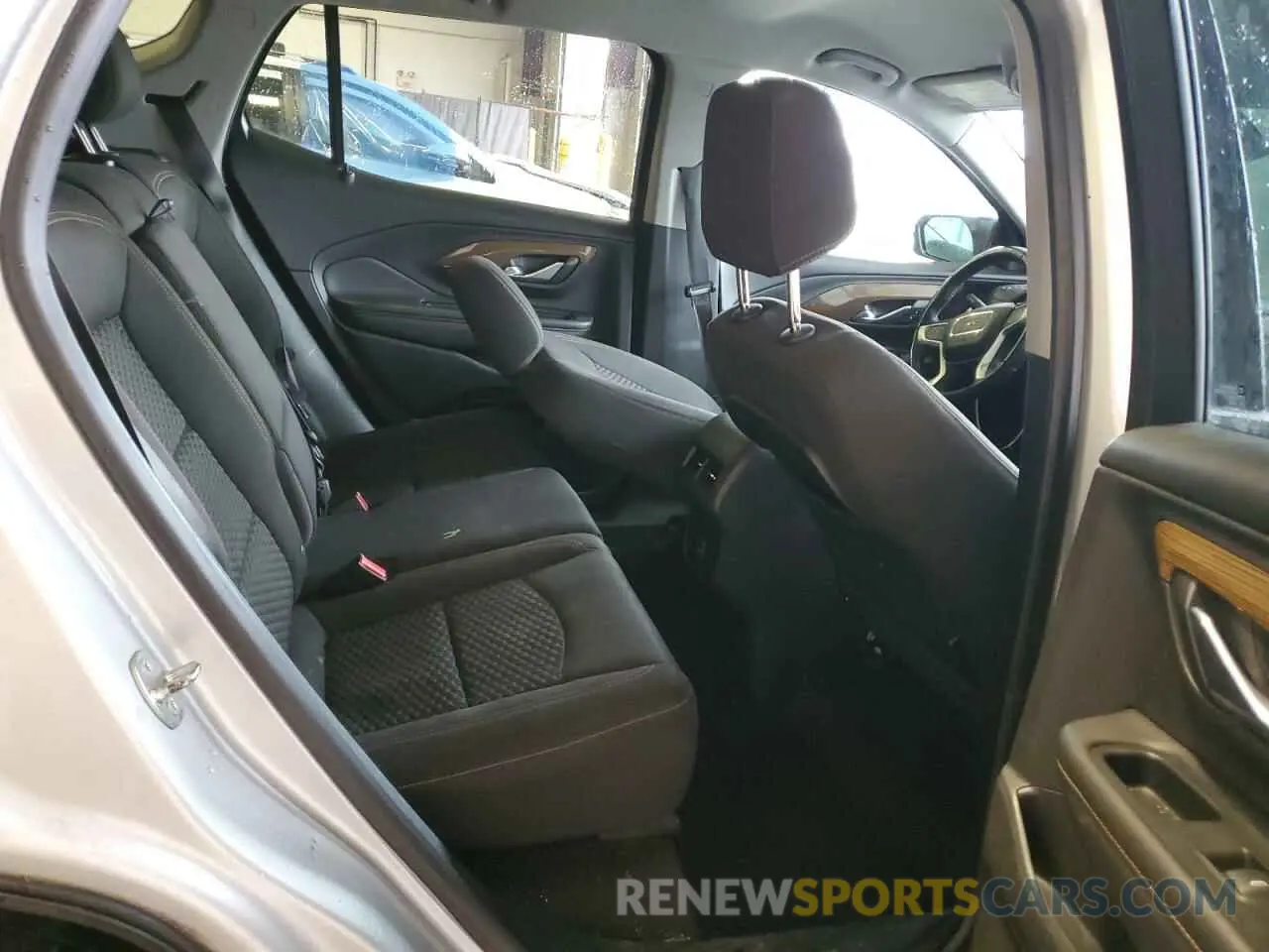 11 Photograph of a damaged car 3GKALTEV7KL285727 GMC TERRAIN 2019