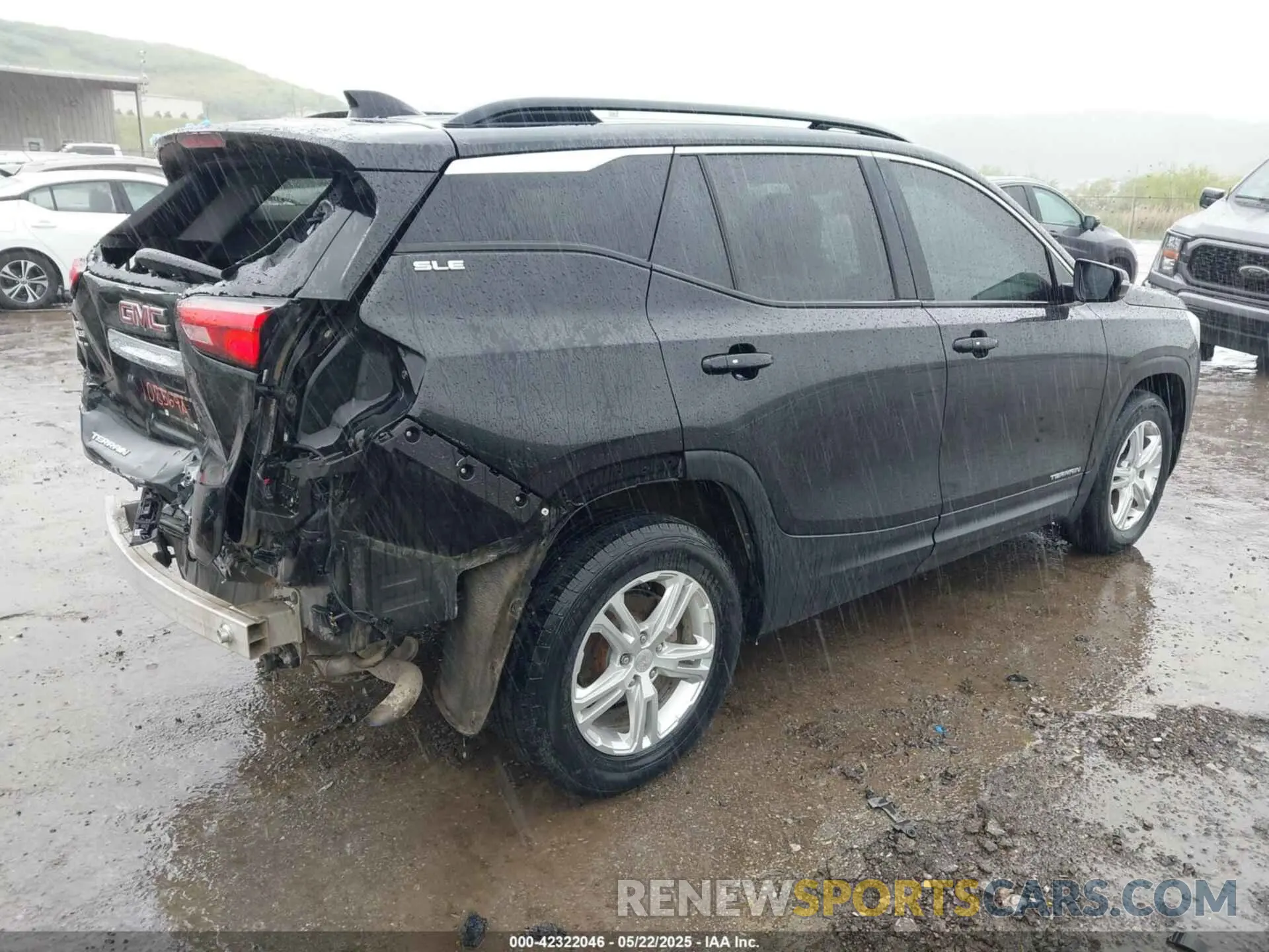 4 Photograph of a damaged car 3GKALTEV7KL371622 GMC TERRAIN 2019