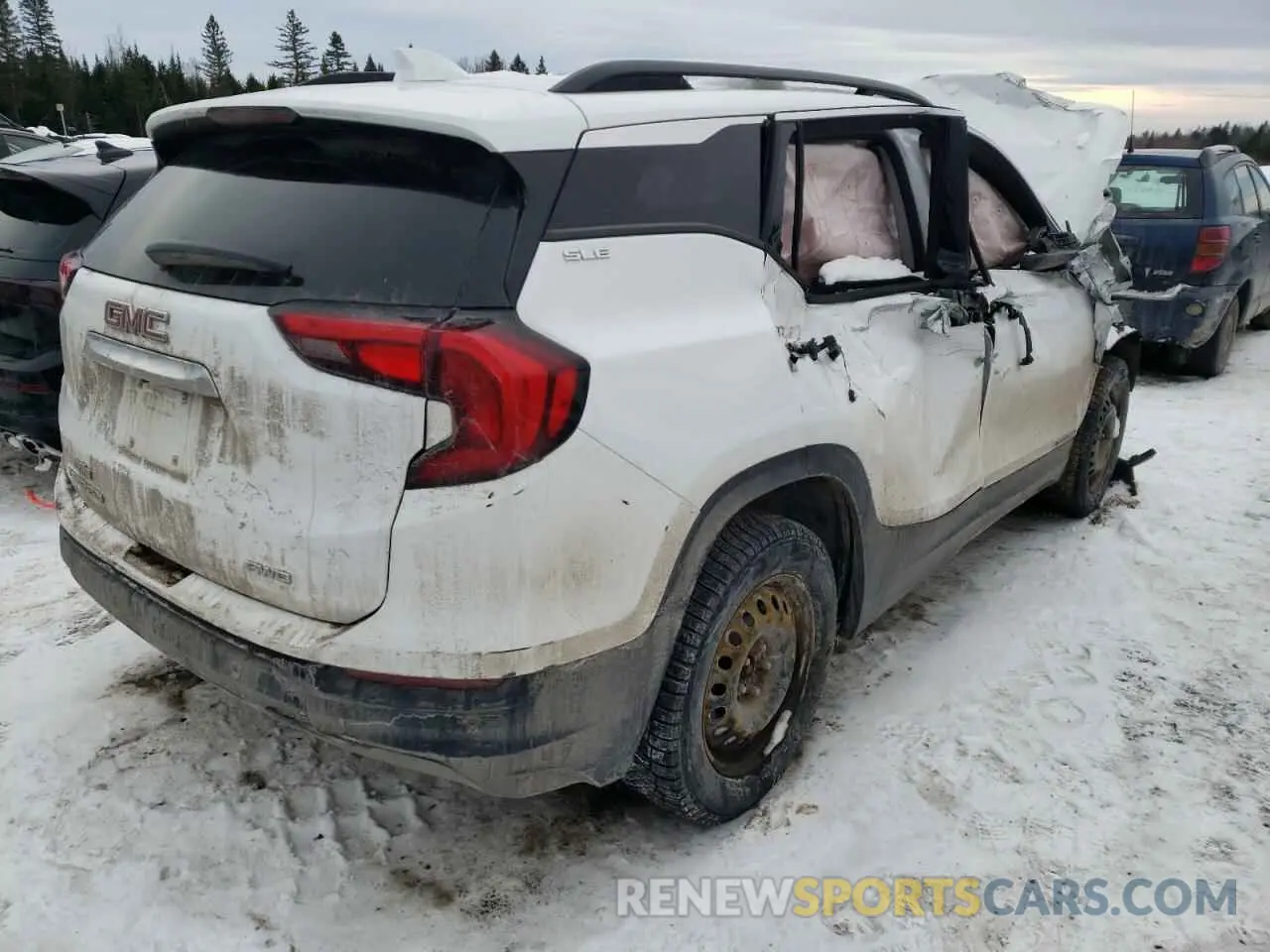3 Фотография поврежденного автомобиля 3GKALTEV8KL121810 GMC TERRAIN 2019