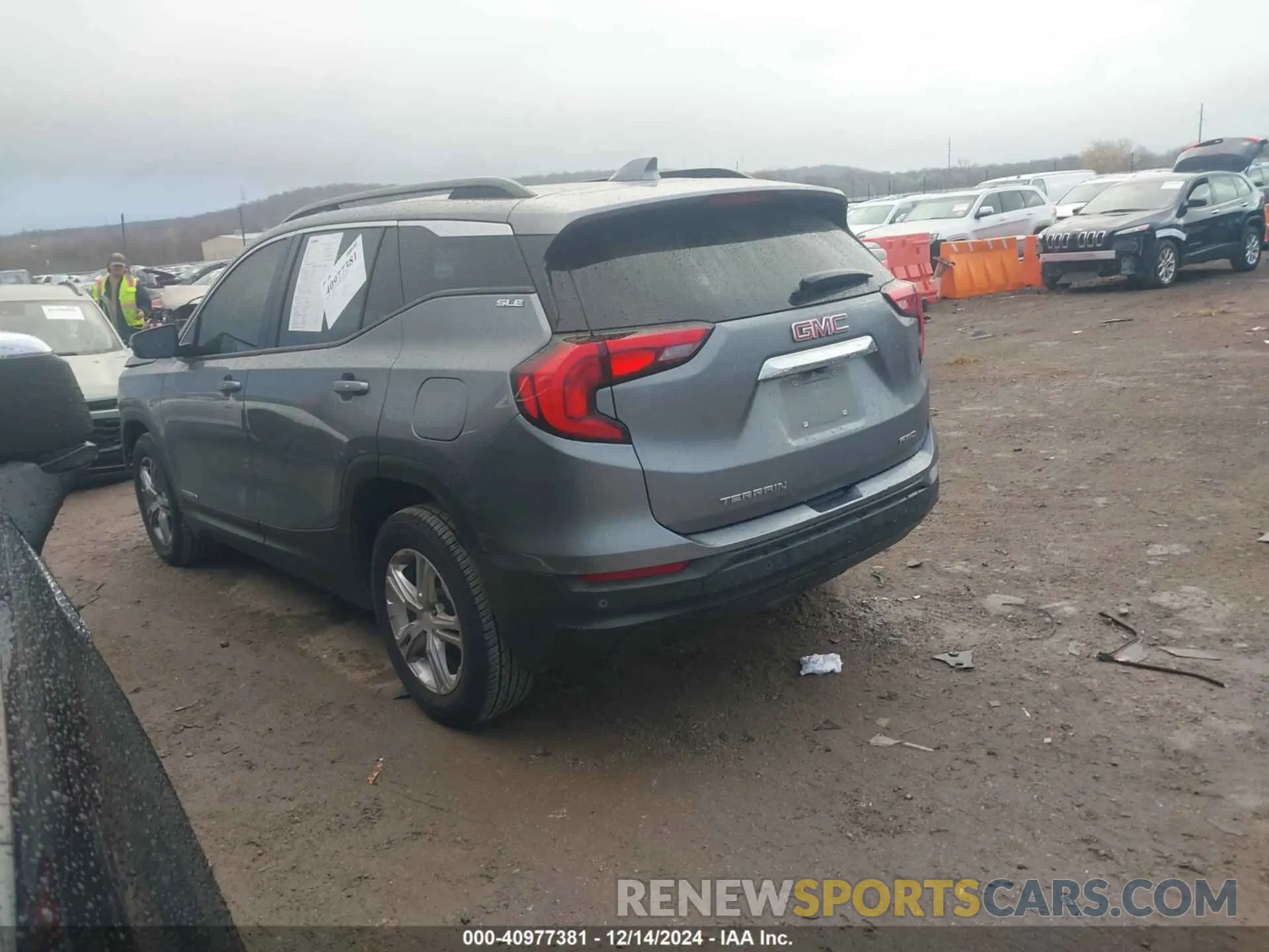 3 Фотография поврежденного автомобиля 3GKALTEV8KL218490 GMC TERRAIN 2019