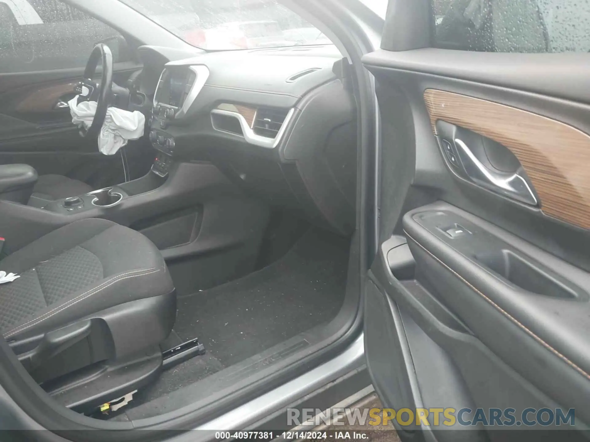 5 Фотография поврежденного автомобиля 3GKALTEV8KL218490 GMC TERRAIN 2019